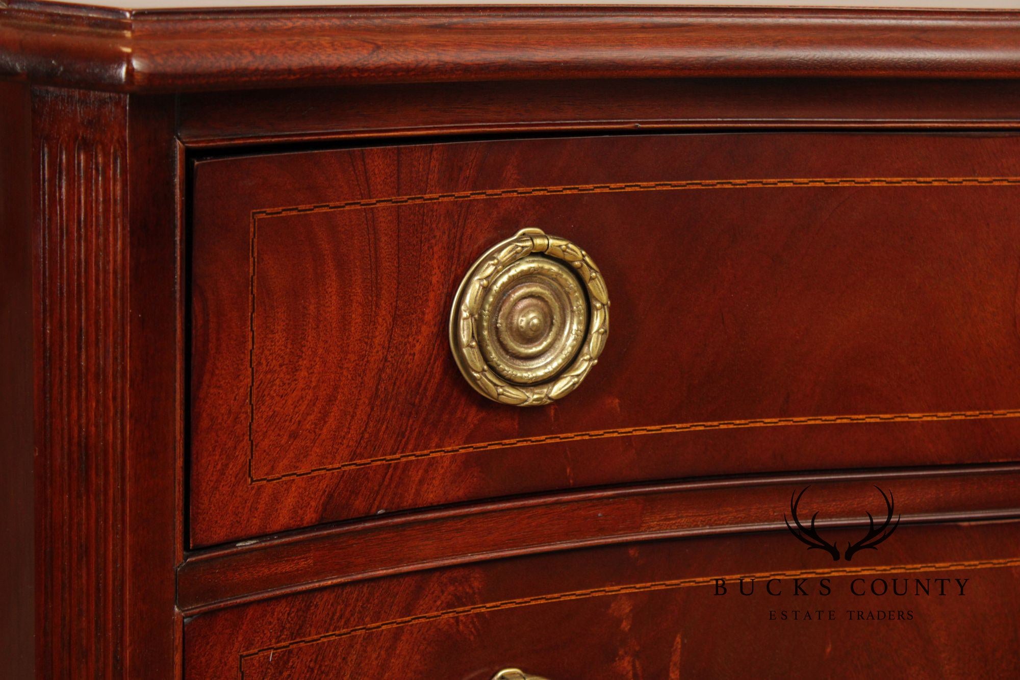 Hickory Chair 'Mount Vernon' Mahogany Serpentine Chest Of Drawers