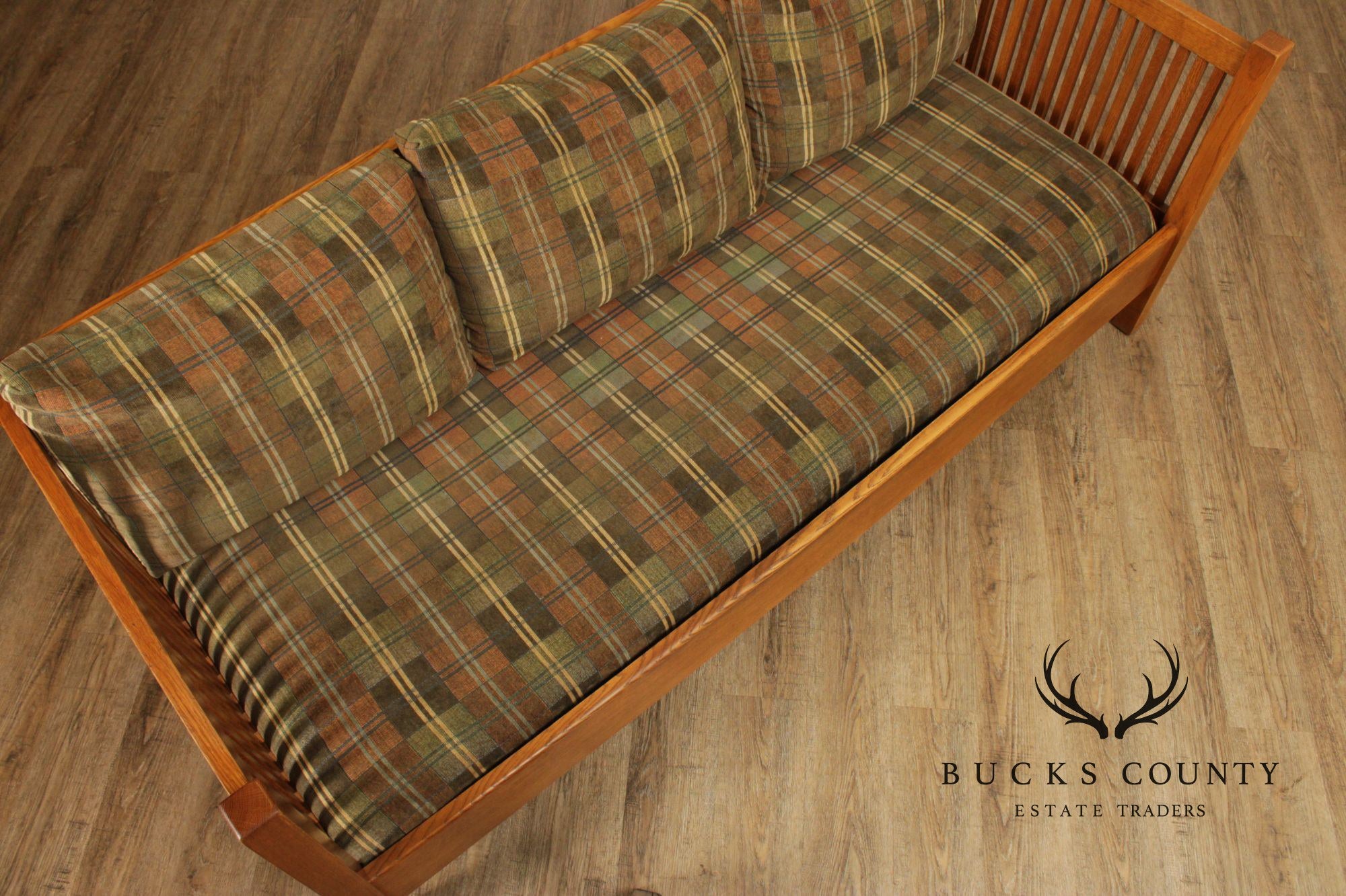 Stickley Mission Collection Oak Spindle Settle