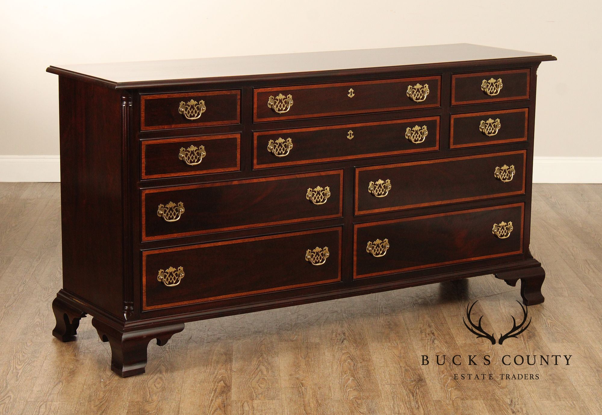 Stickley Georgian Style Inlaid Mahogany Dresser