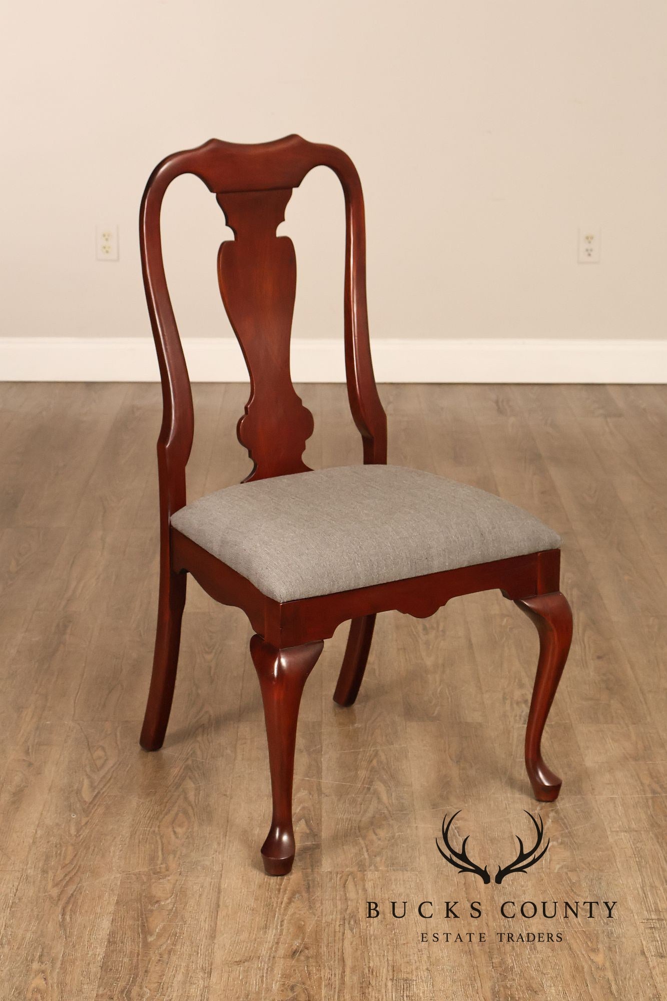 Queen Anne Style Set Of Four Cherry Side Dining Chairs