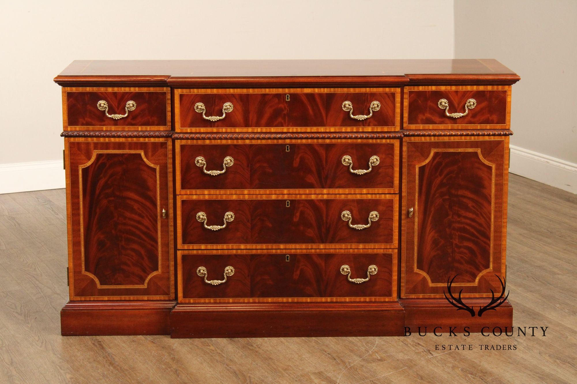 Councill Craftsmen Georgian Style Banded Mahogany Buffet Sideboard