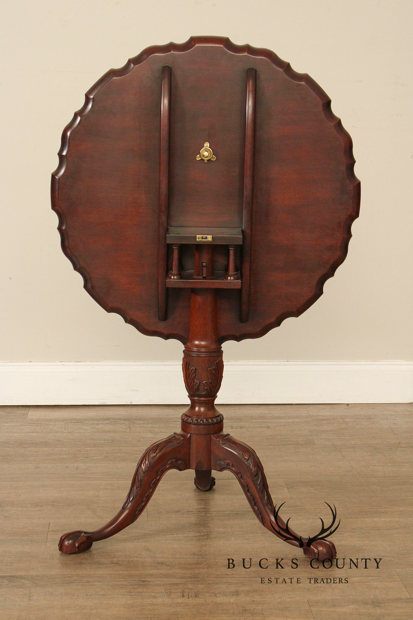 Henkel Harris Chippendale Style Mahogany Tilt Top Tea Table