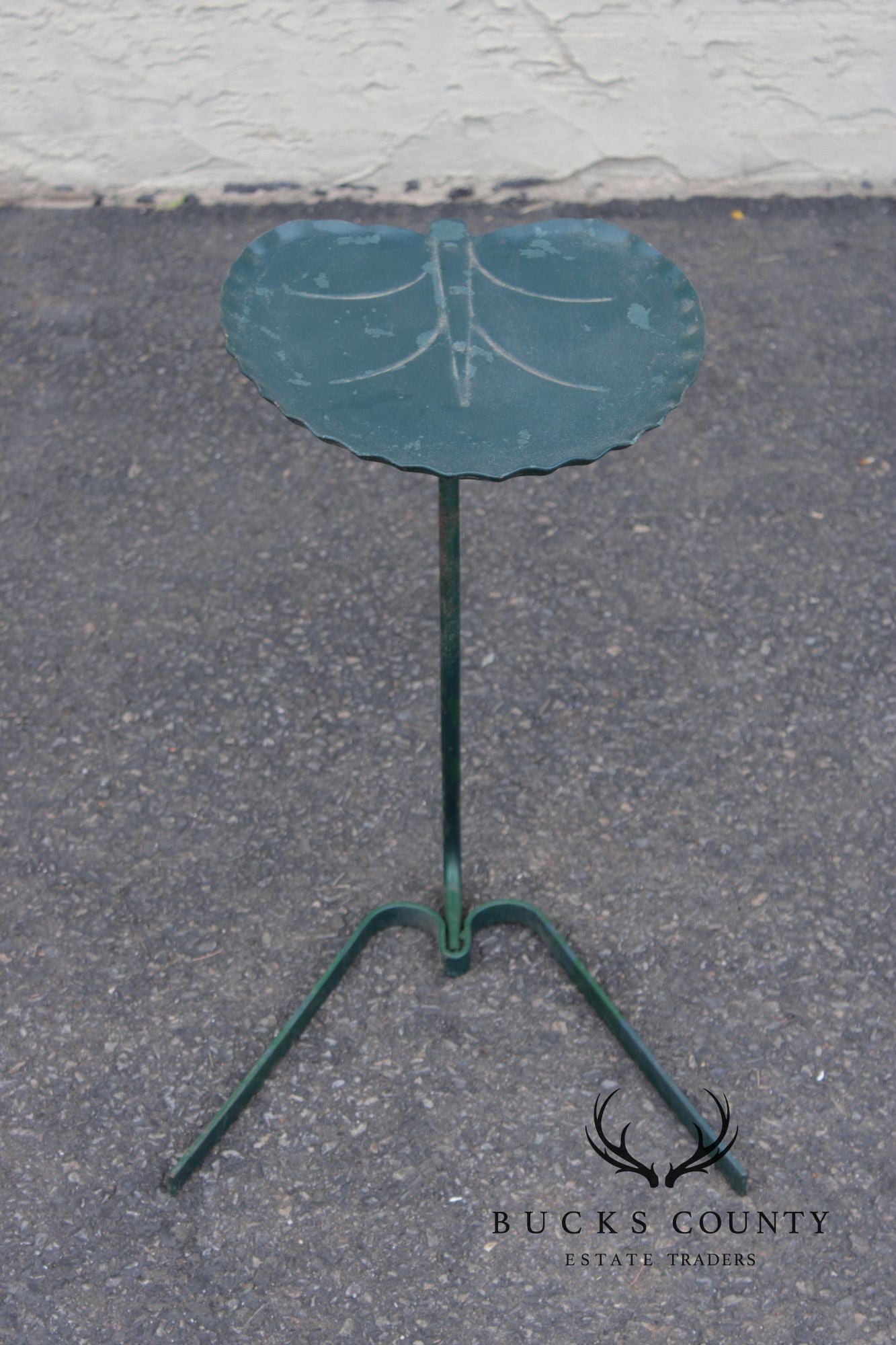Vintage Salterini Lily Pad Leaf Wrought Iron Garden Table