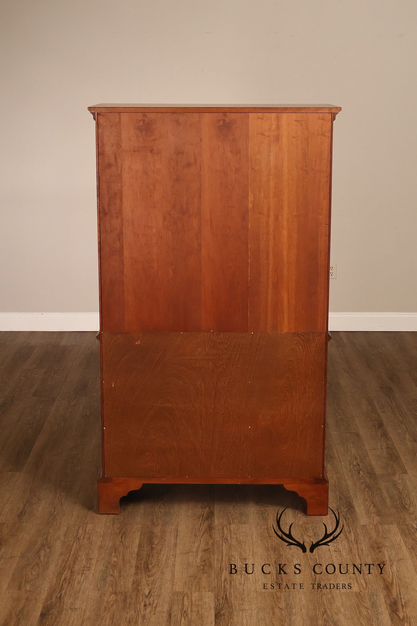 Stickley Traditional Chippendale Style Storage Press