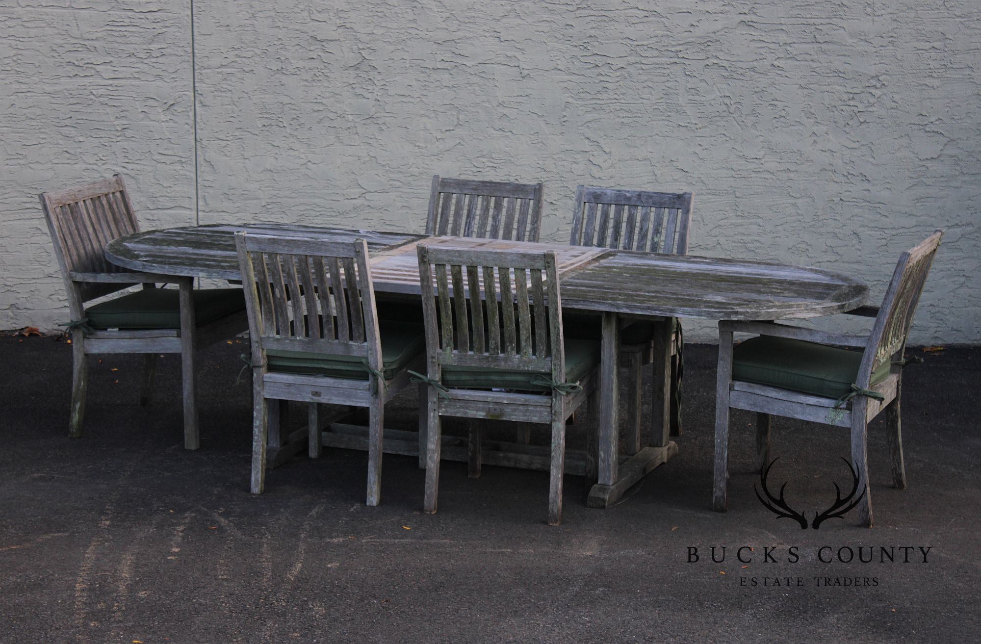 Gloster Teak Outdoor Dining Table With Six Chairs