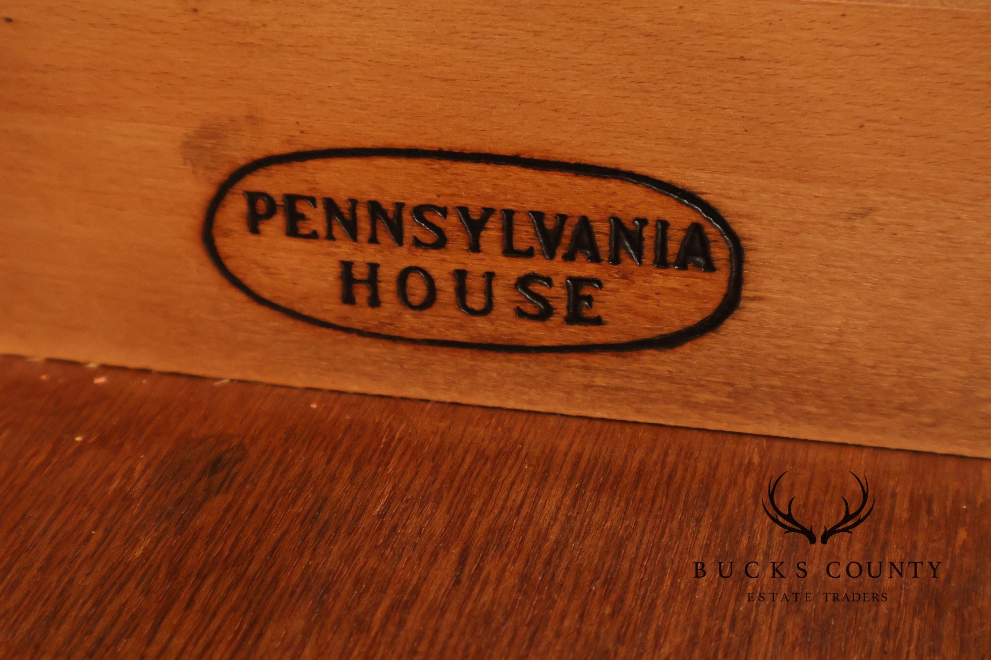 Pennsylvania House Vintage Pair Of Queen Anne Style Cherry Drop Leaf Two-Drawer End Tables