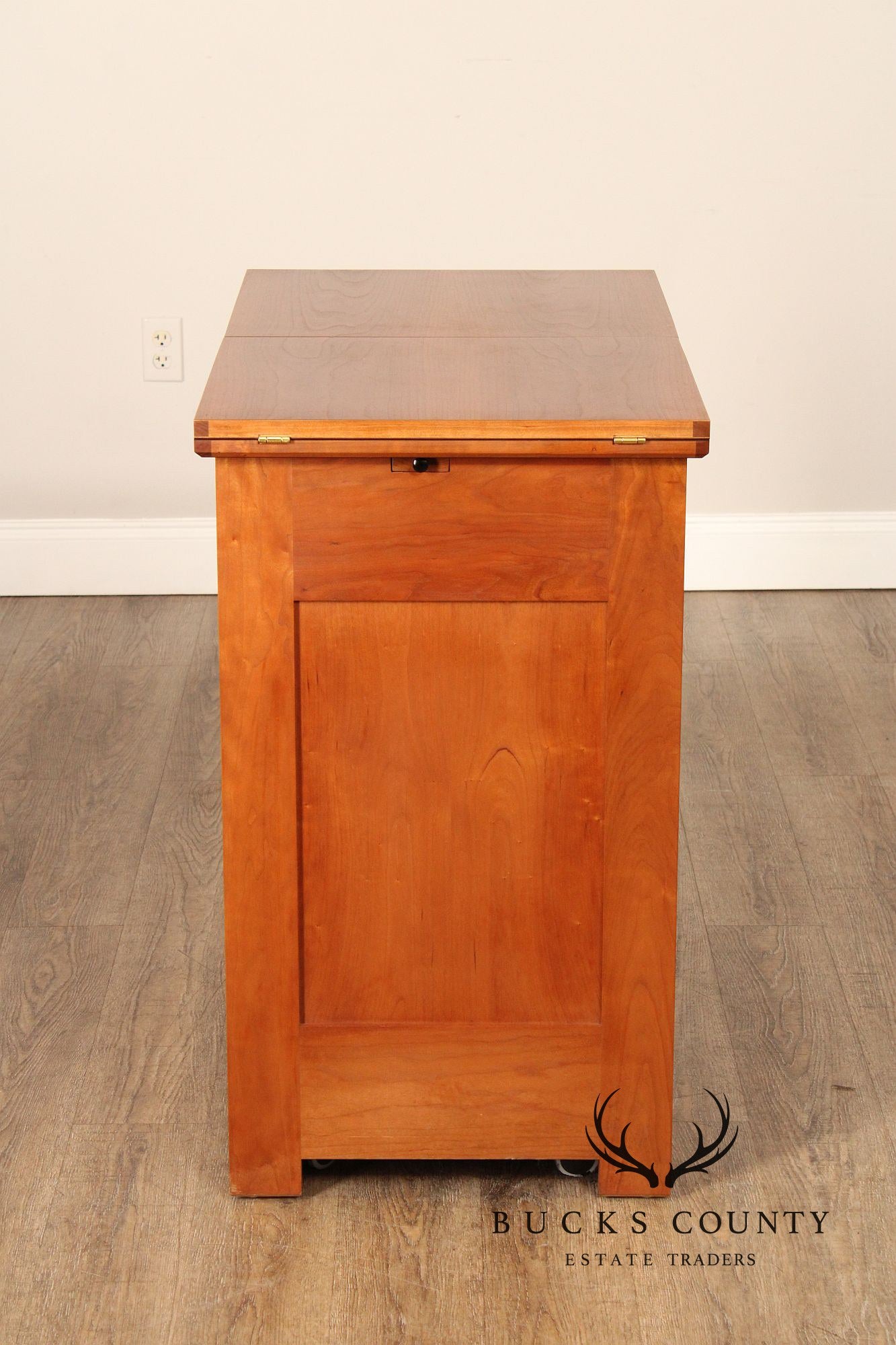 Stickley 21st Century Collection Cherry Mobile Server