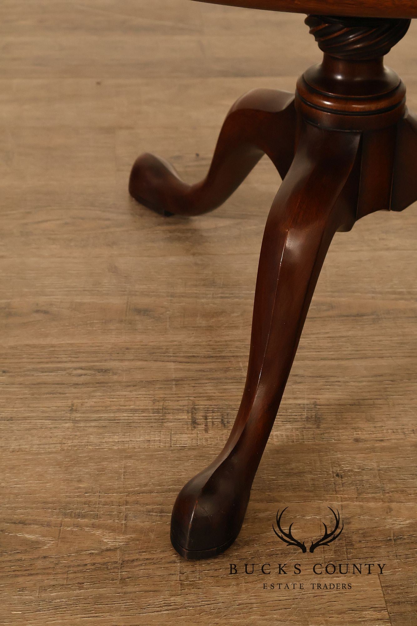 Kittinger Colonial Williamsburg CW 25 George III Style Mahogany Dumbwaiter Table