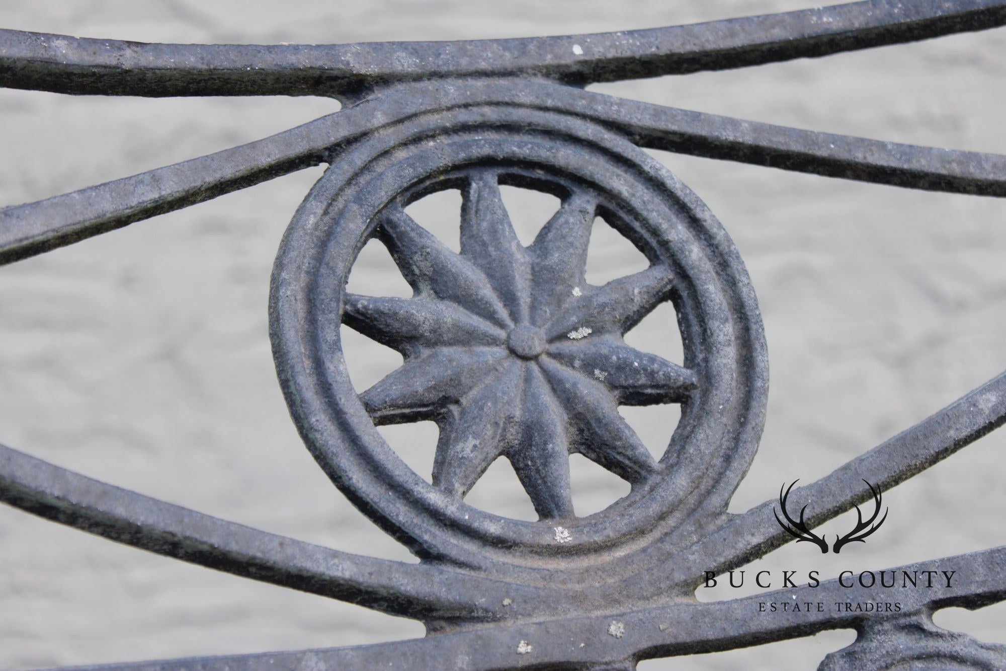 Cast Aluminum Neoclassical Style Outdoor Garden Armchair