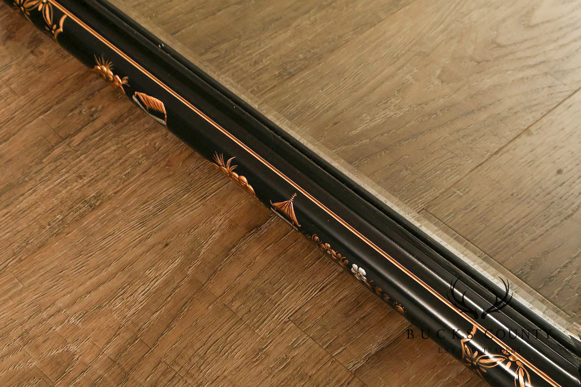 Henredon Chinoiserie Style Keyhole Wall Mirror