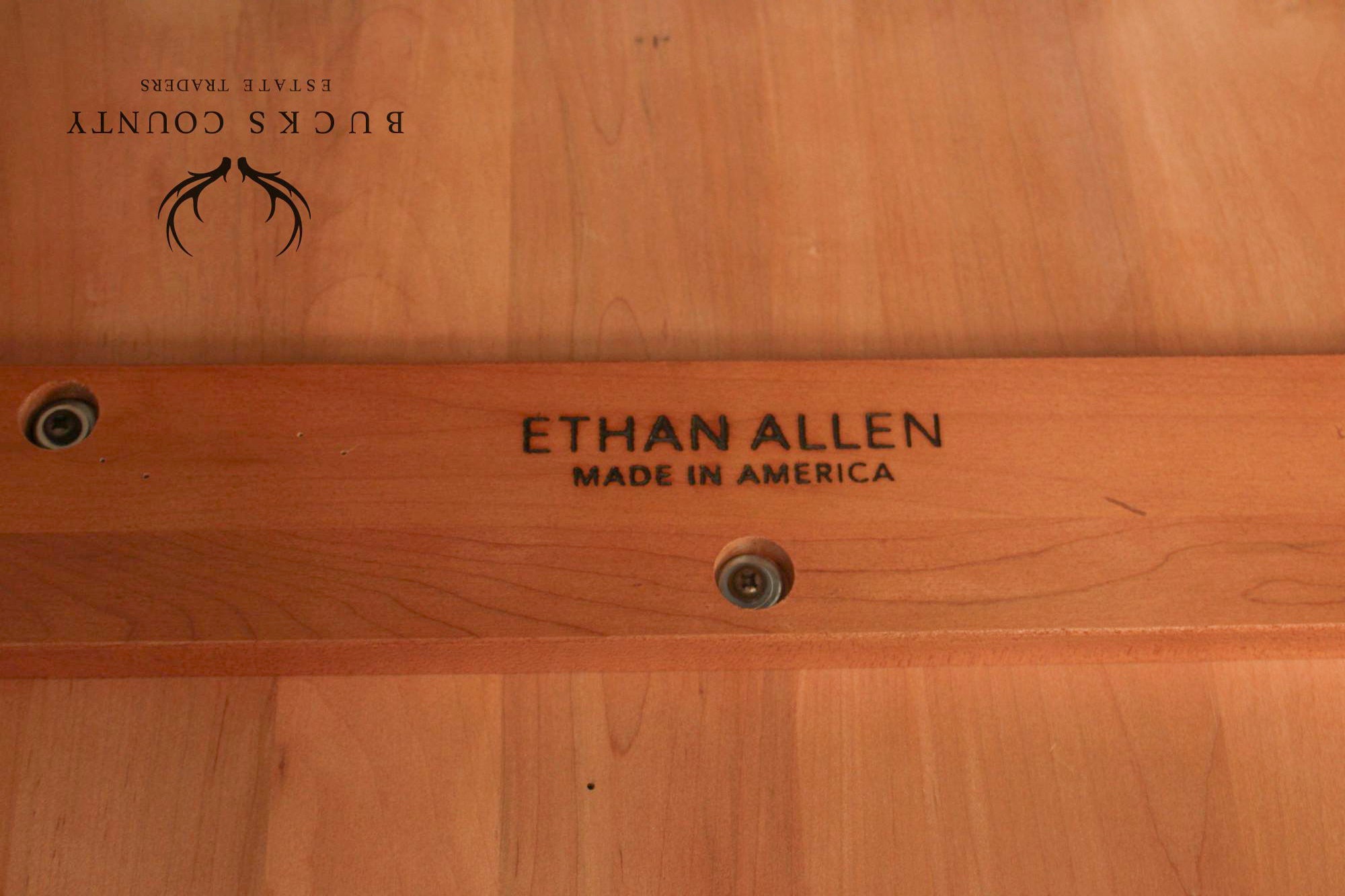 Ethan Allen 'British Classics' Extendable Dining Table