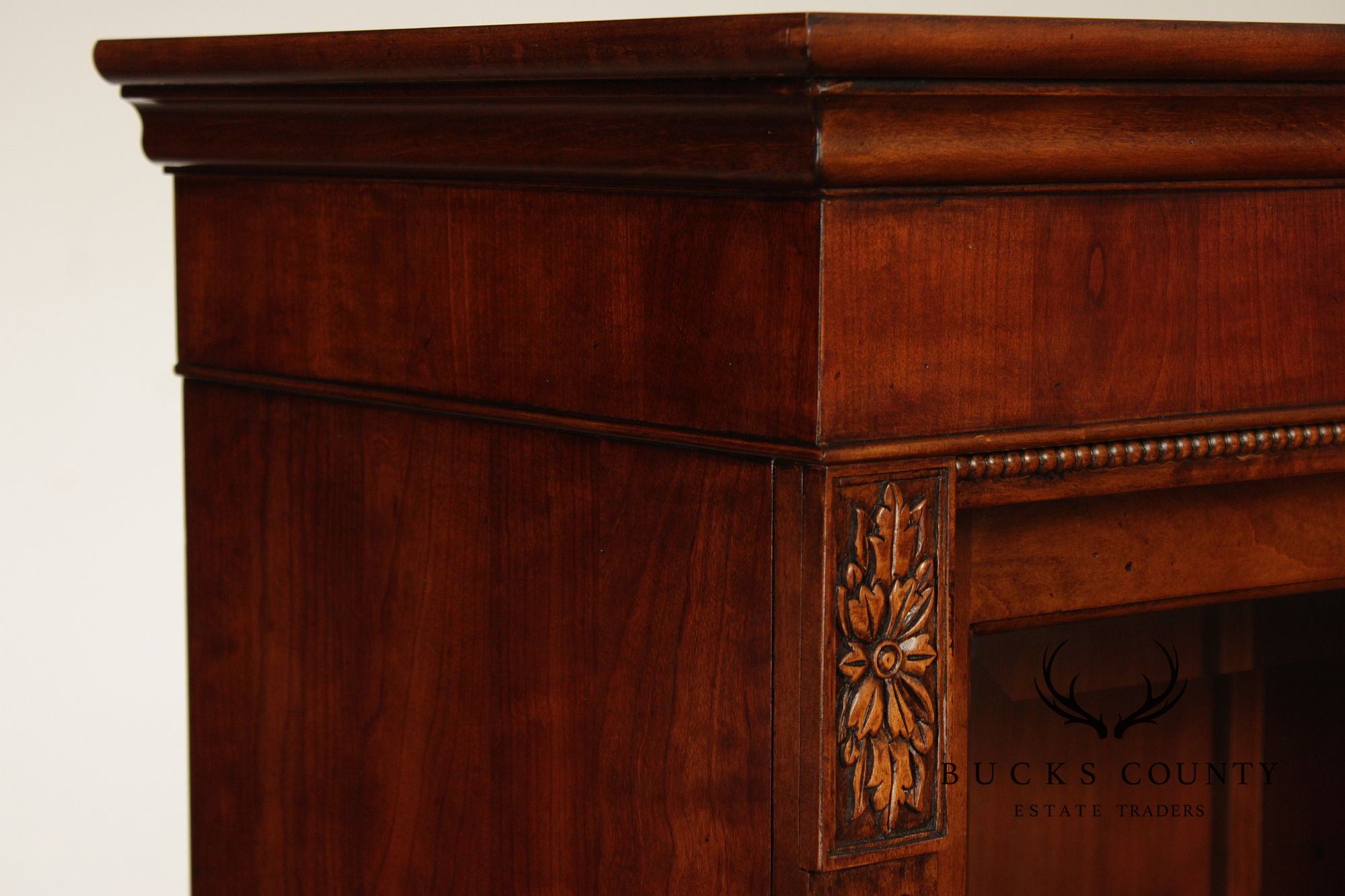 Ethan Allen Traditional Style Lighted Sliding Door Bookcase Display Cabinet