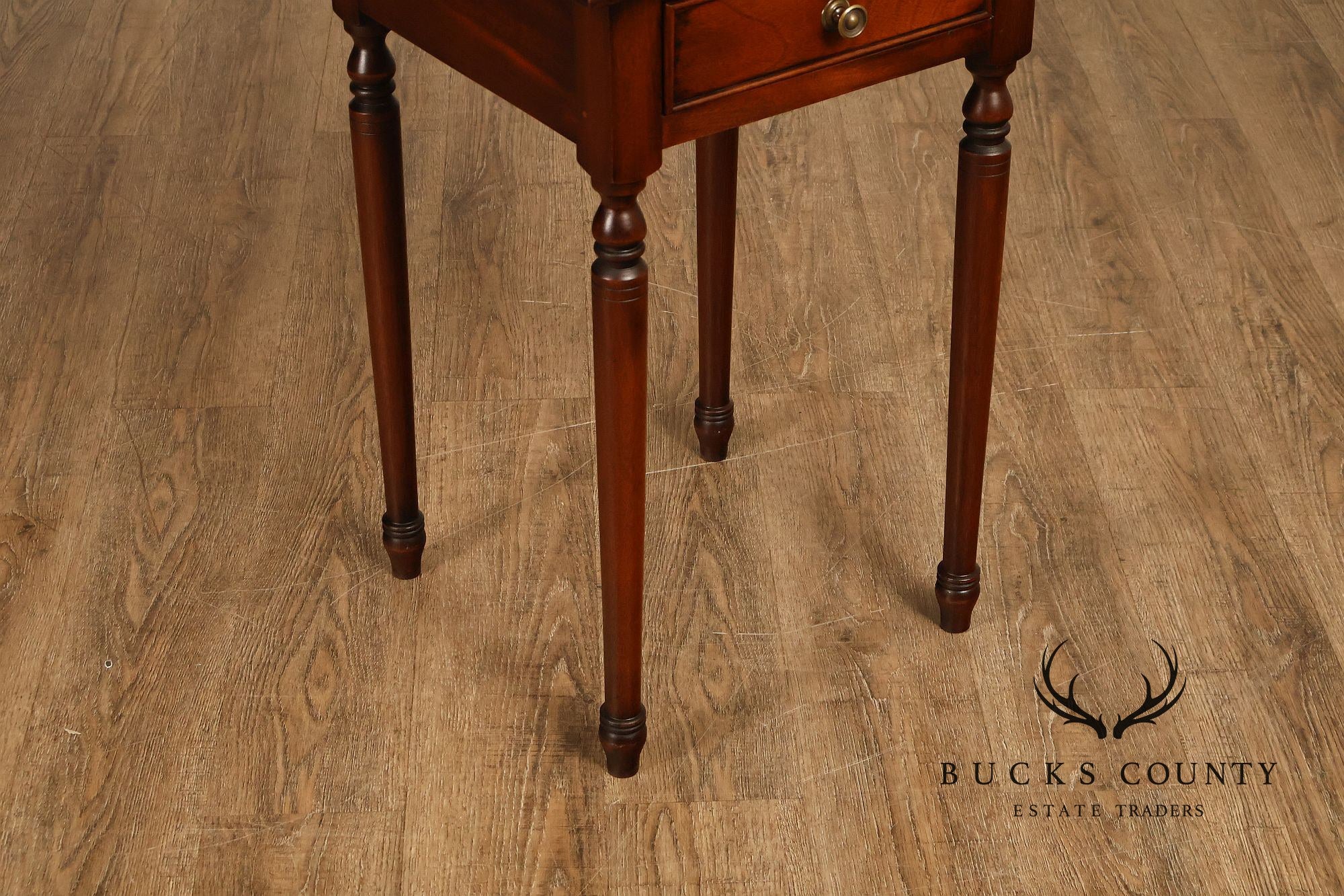 Bench Made Pair Of Sheraton Style Solid Mahogany Nightstands End Tables