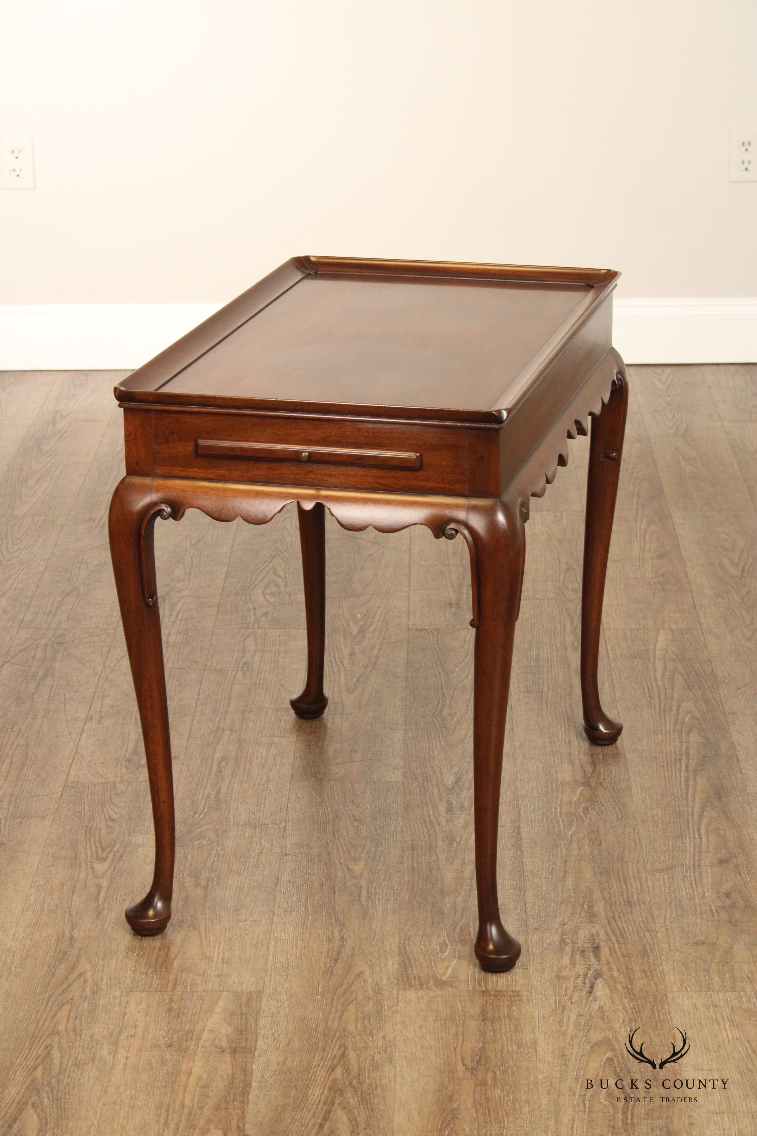 Kittinger Williamsburg Restoration Queen Anne Mahogany Tea Table