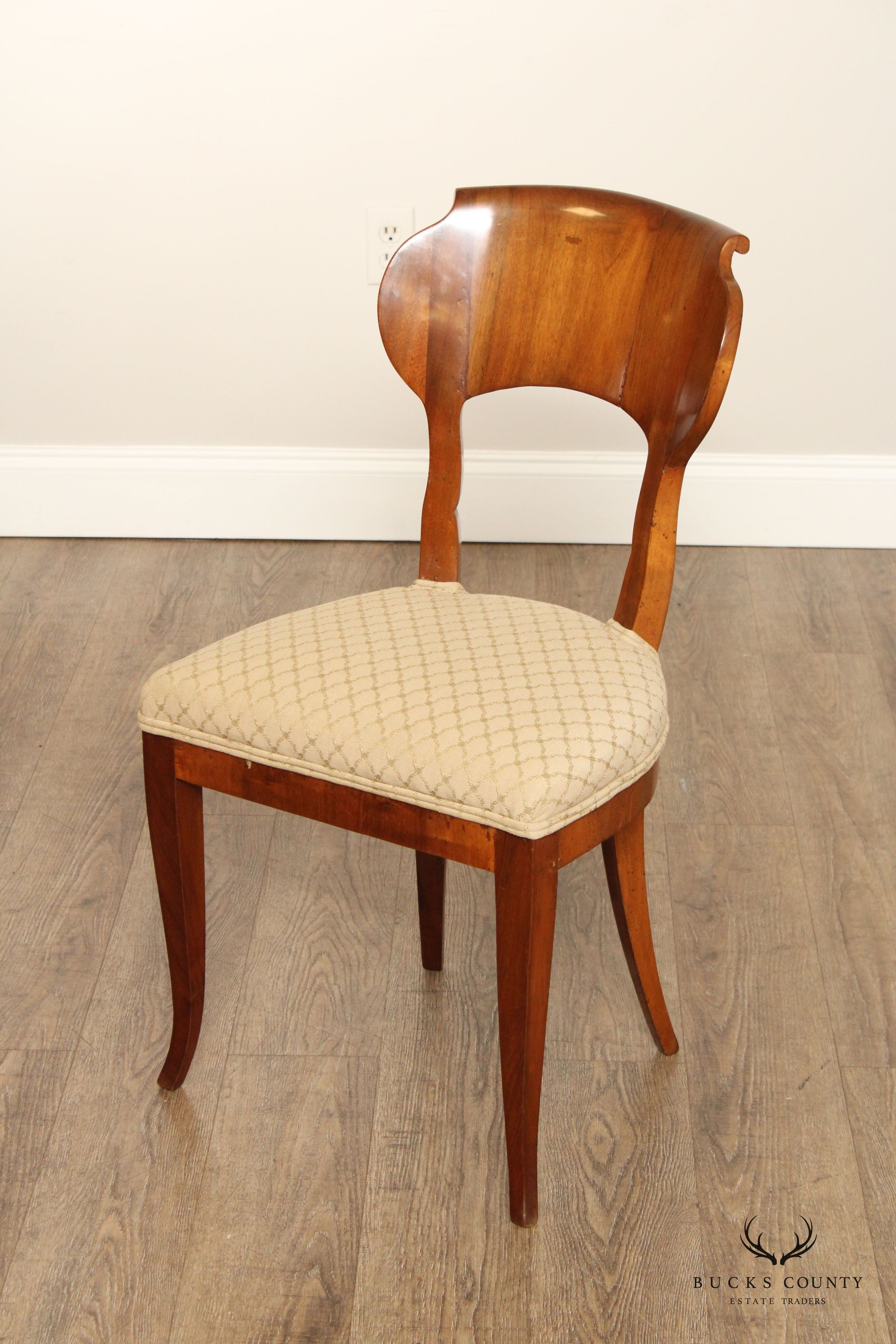 ANTIQUE BIEDERMEIER SET OF SIX WALNUT DINING CHAIRS