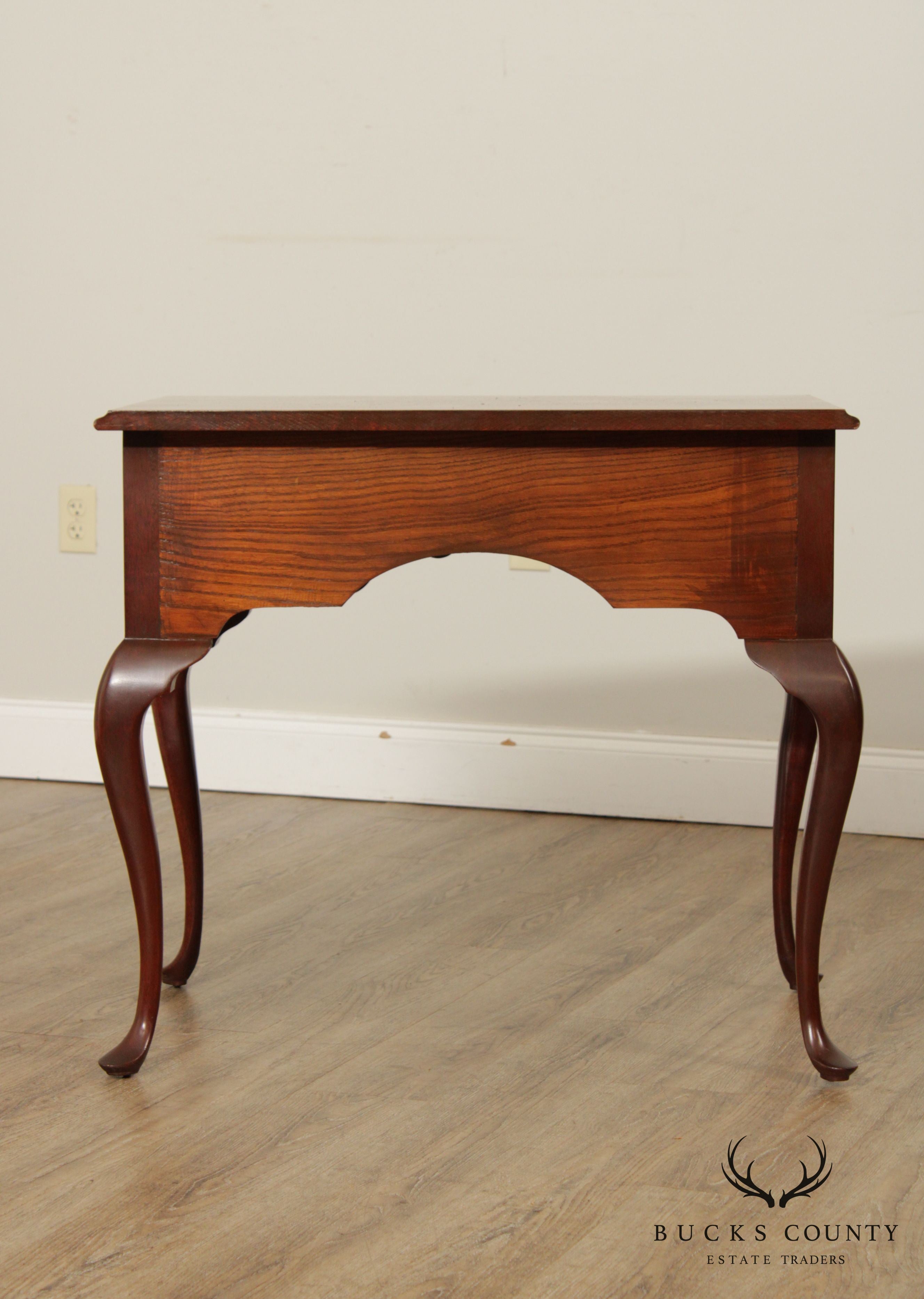 Biggs Queen Anne Style Mahogany 3 Drawer Lowboy Dressing Table