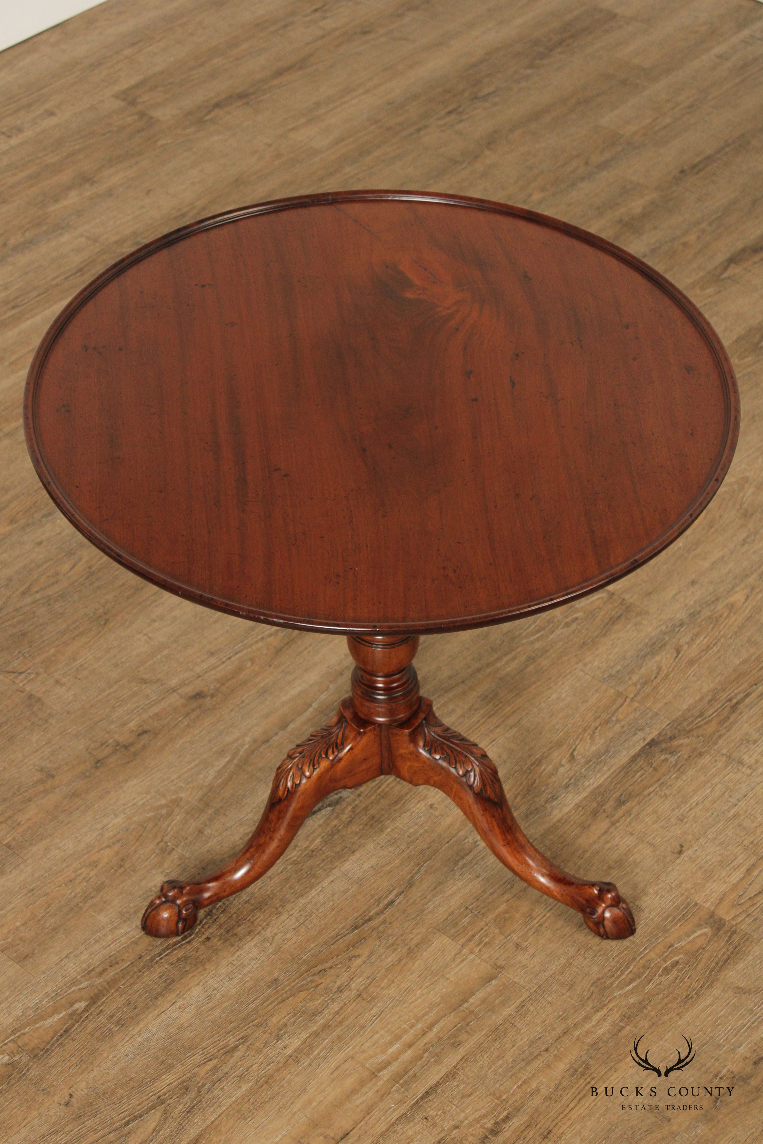 18th Century Philadelphia Mahogany Chippendale Style Tilt Top Tea Table