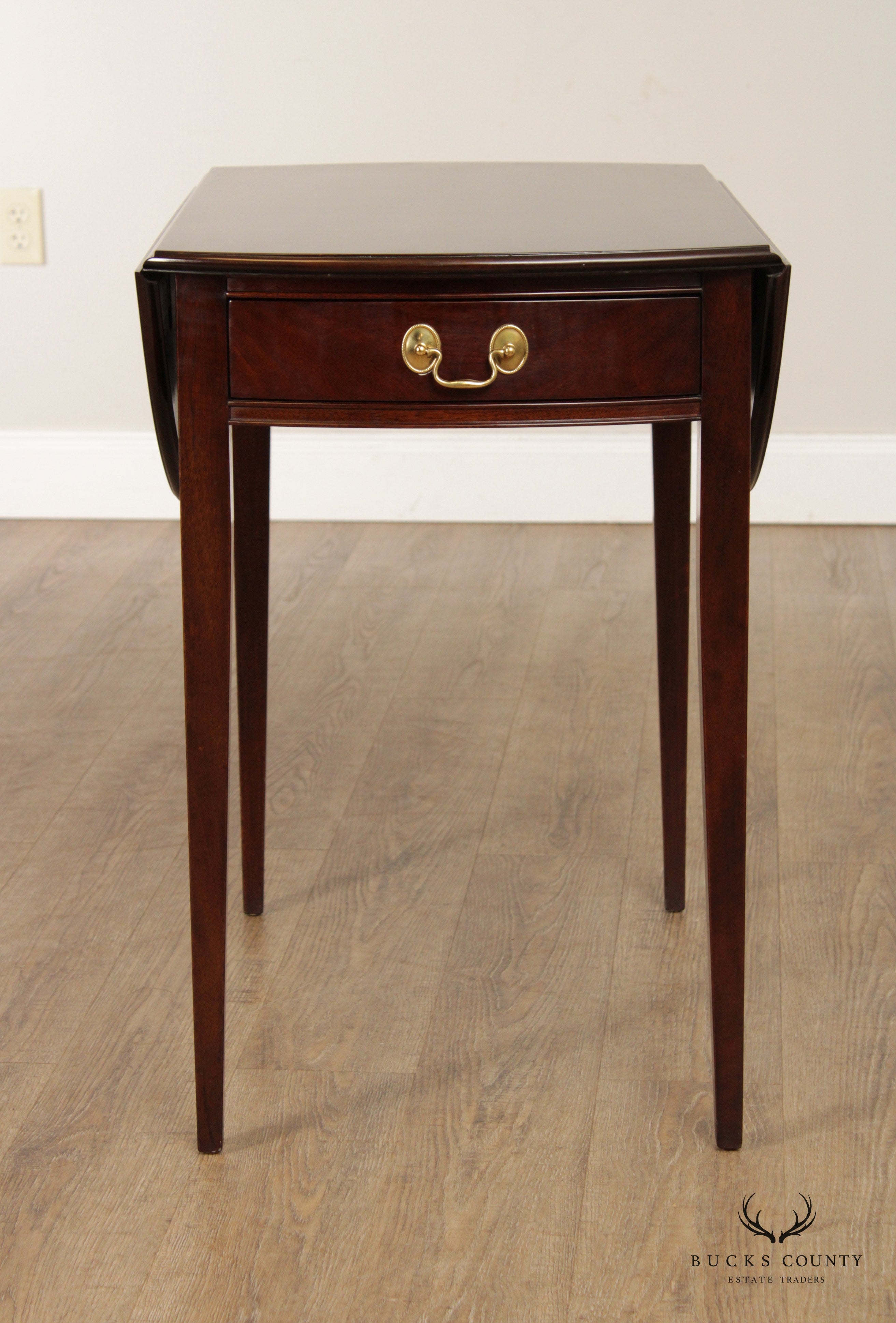 L. & J. G. Stickley Hepplewhite Style Mahogany Drop Leaf Pembroke Table