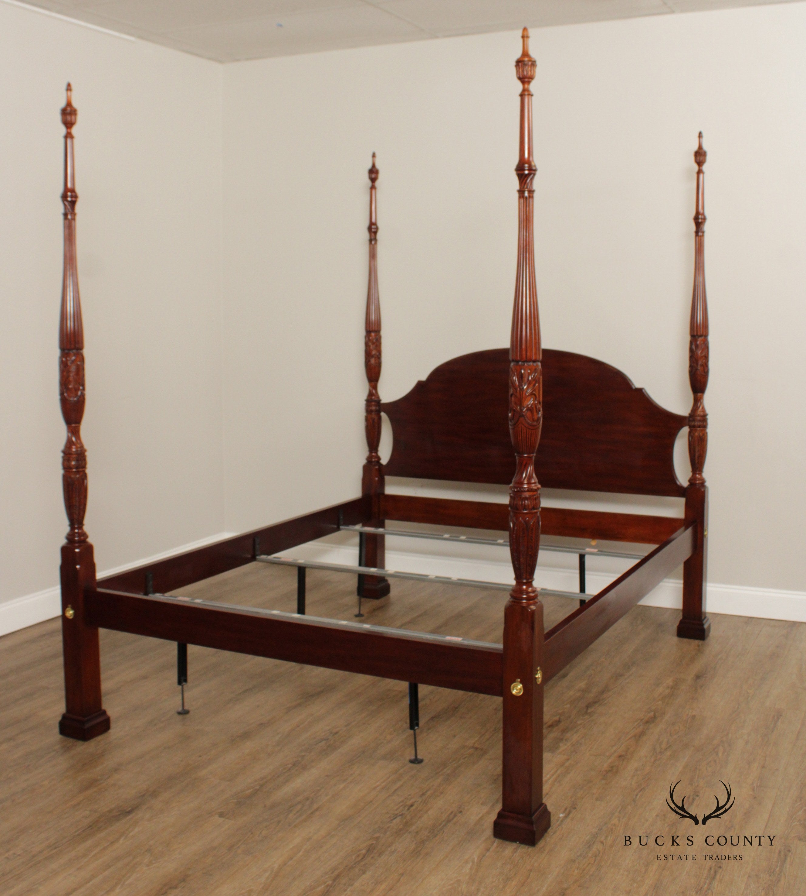 Henkel Harris Queen Four Poster Mahogany Rice Carved Bed