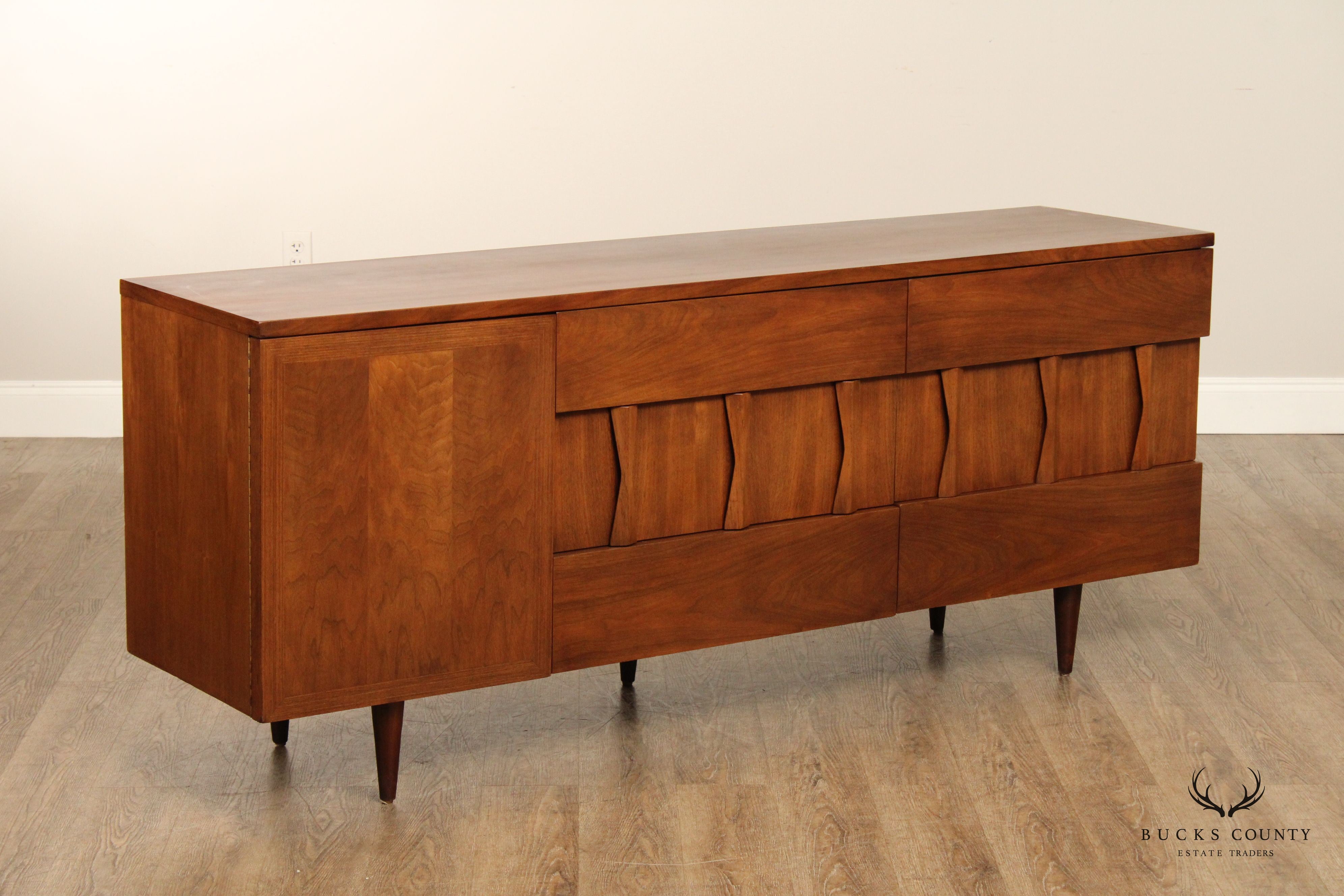 AMERICAN OF MARTINSVILLE MID CENTURY 9-DRAWER WALNUT DRESSER