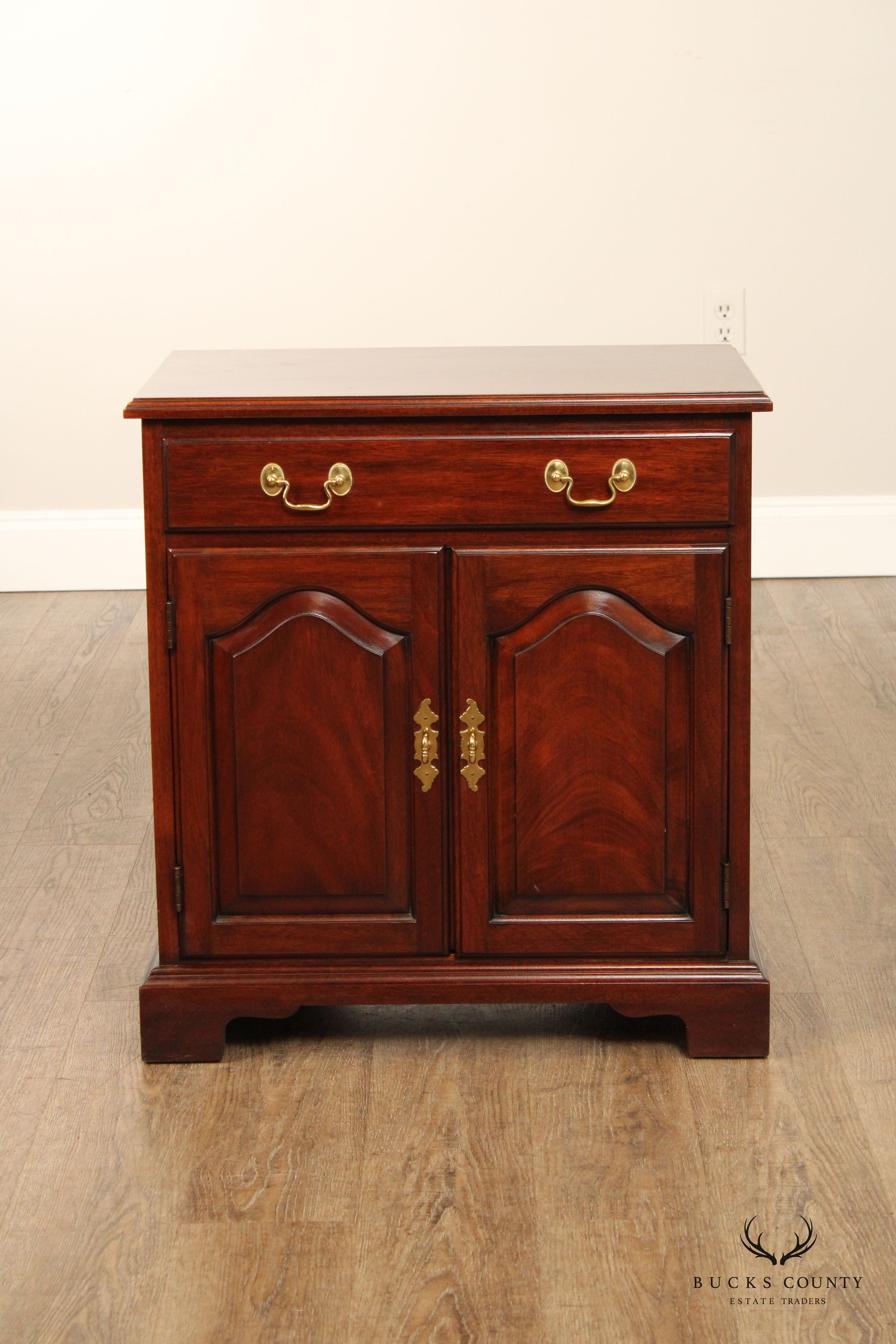 Henkel Harris Chippendale Style Pair of Mahogany Nightstands