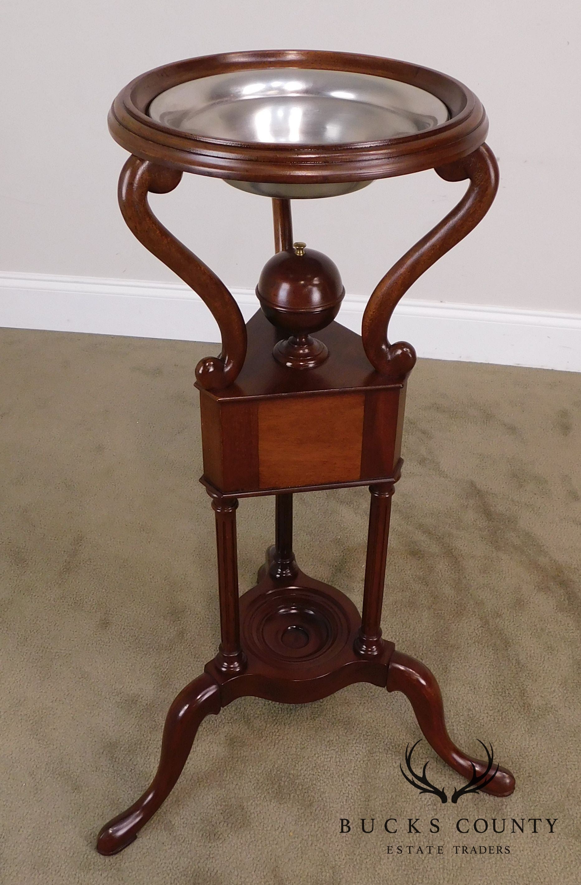 Biggs Thomas Jefferson Reproduction Georgian Mahogany Wig Stand No. 2090