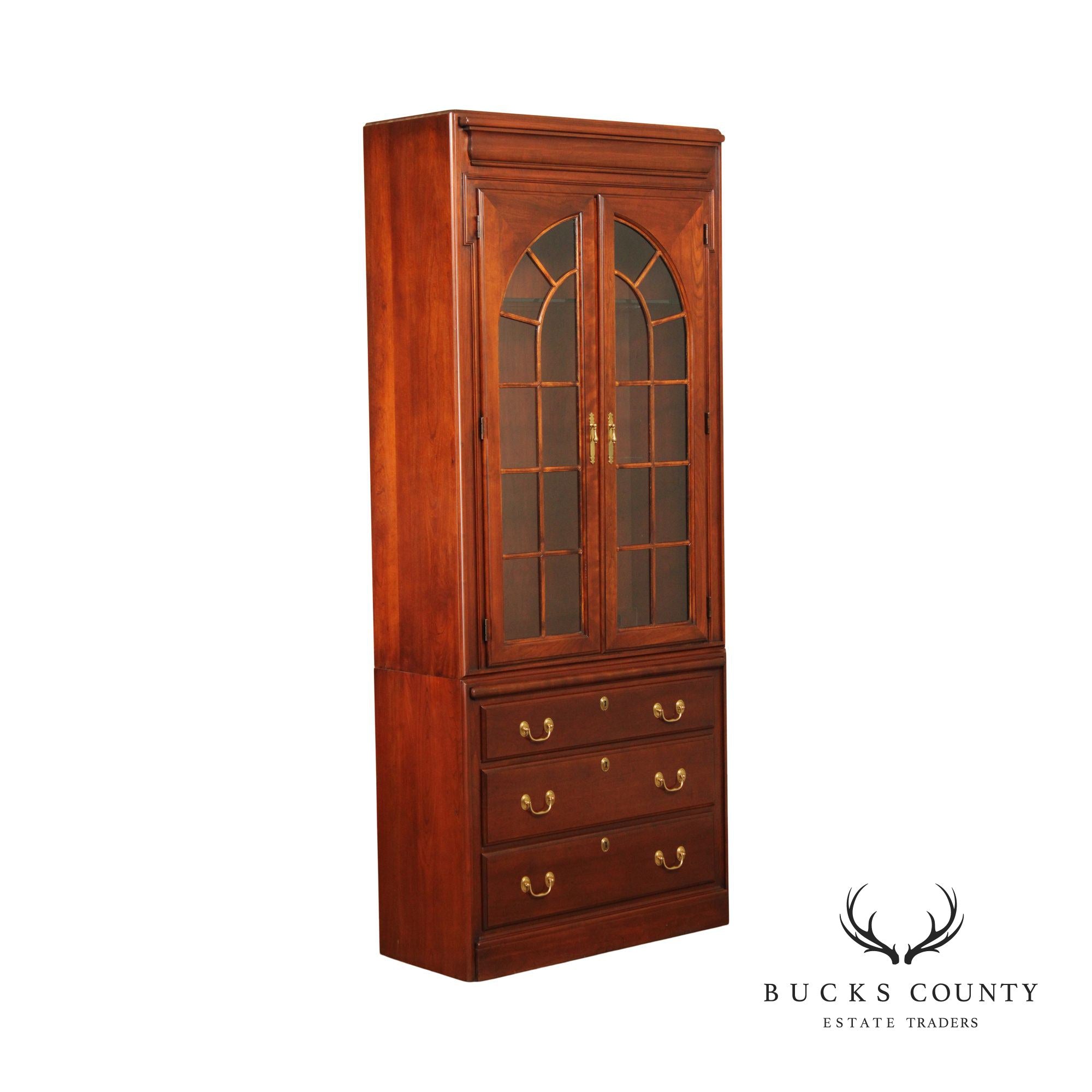 Harden Chippendale Style Cherry Illuminated Bookcase Display Cabinet