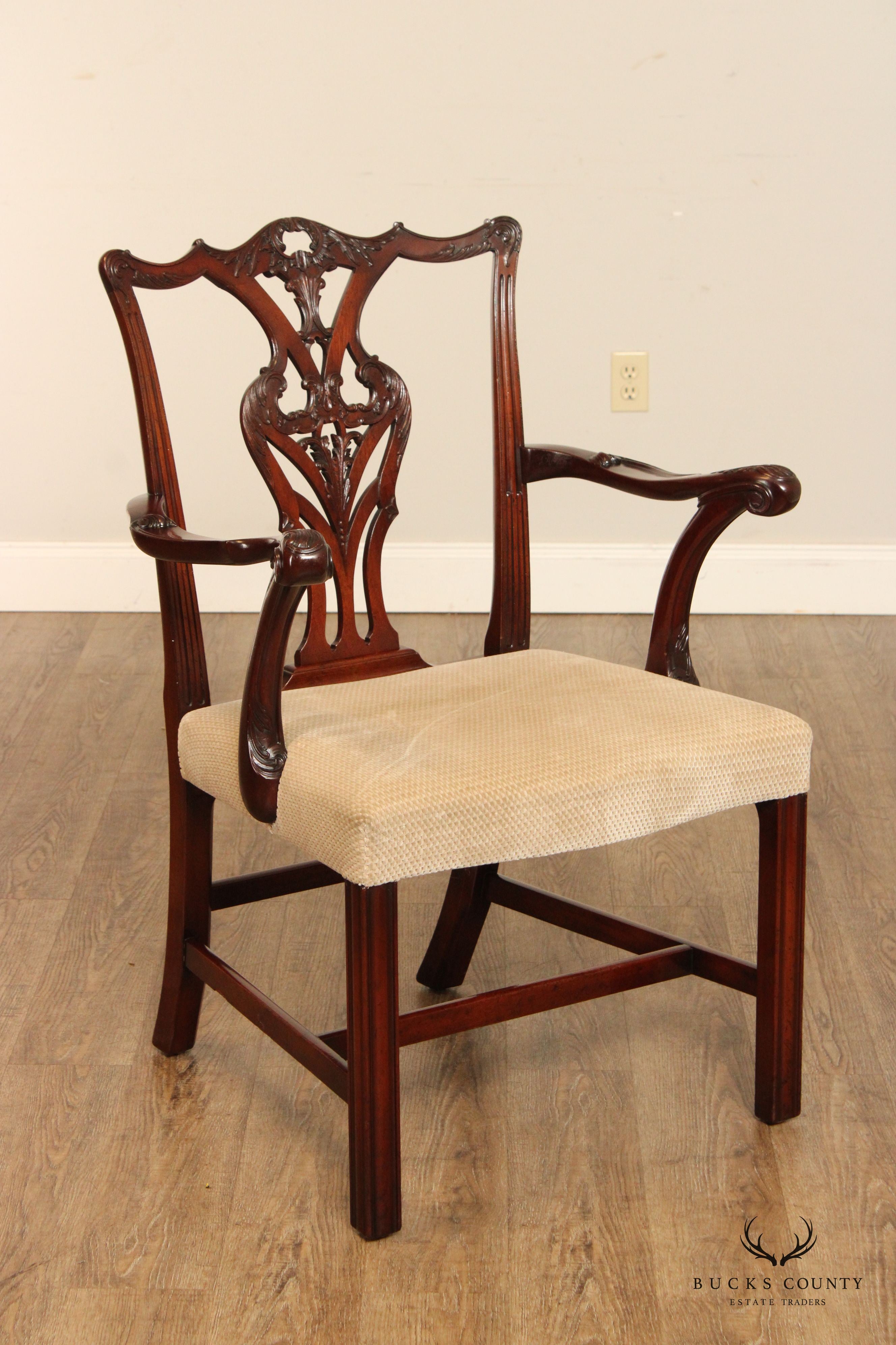 Fine Quality Chippendale Style Mahogany Carved Armchair