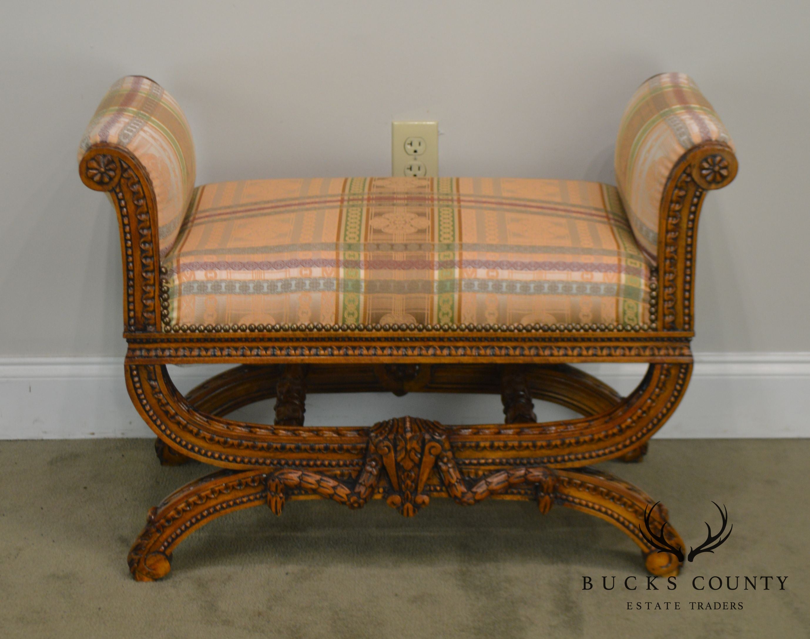 Fine Quality French Louis XV Style Carved Bench