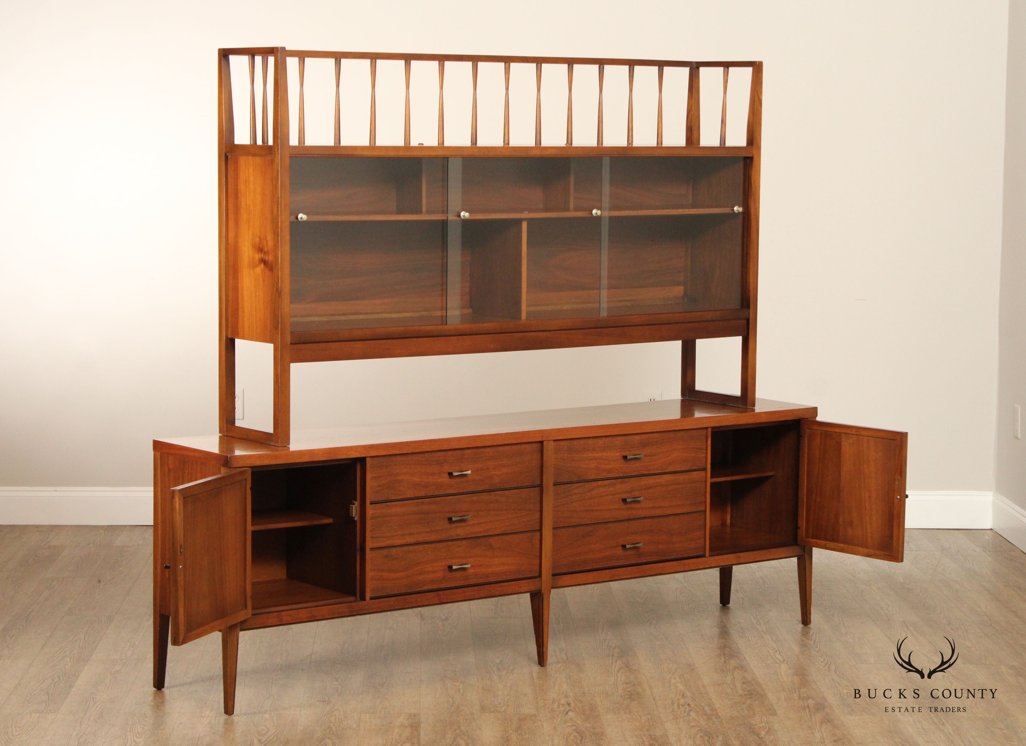 Lane Mid Century Modern Walnut Credenza China Cabinet Bookcase