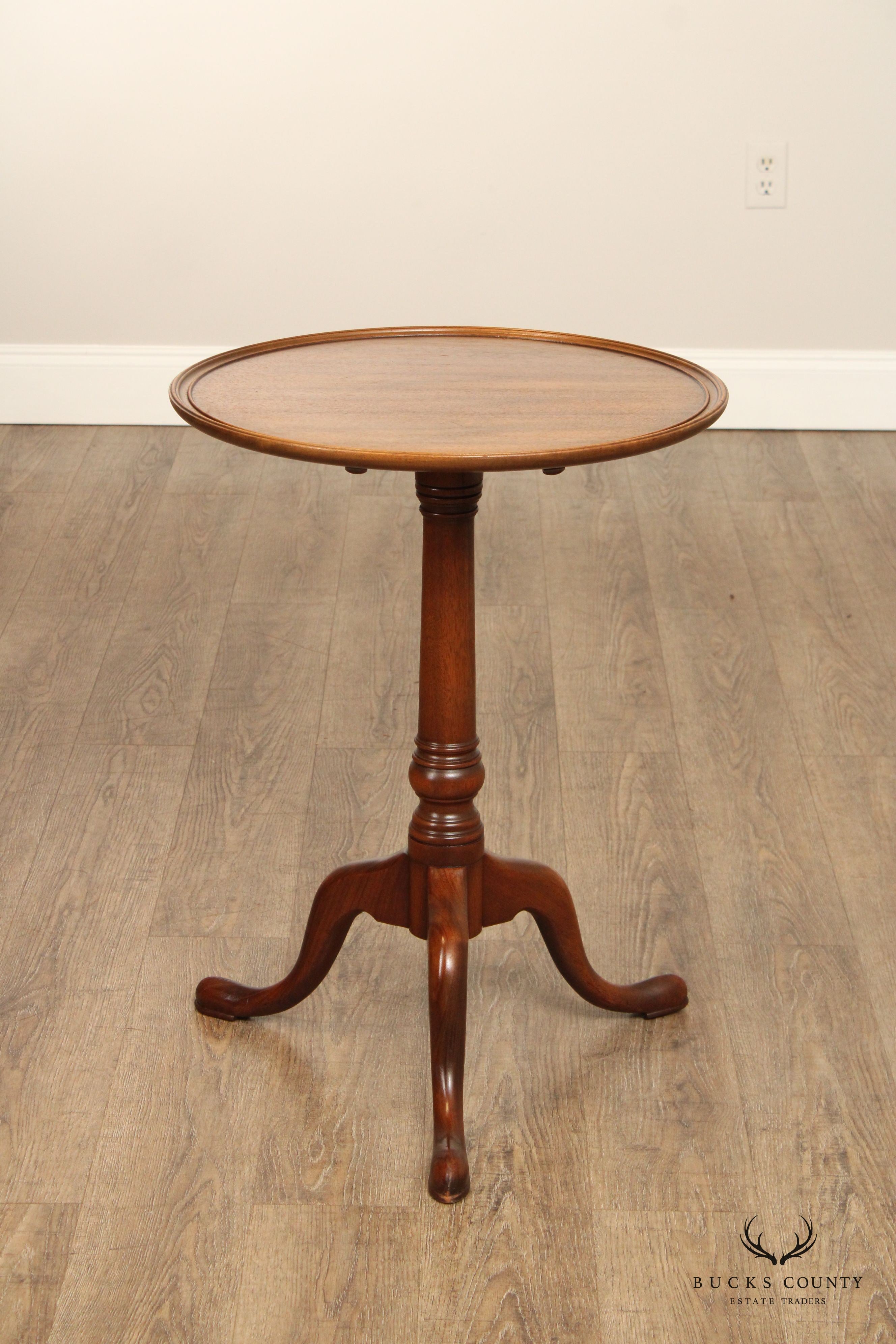 KITTINGER COLONIAL WILLIAMSBURG ADAPTATION QUEEN ANNE MAHOGANY SIDE TABLE