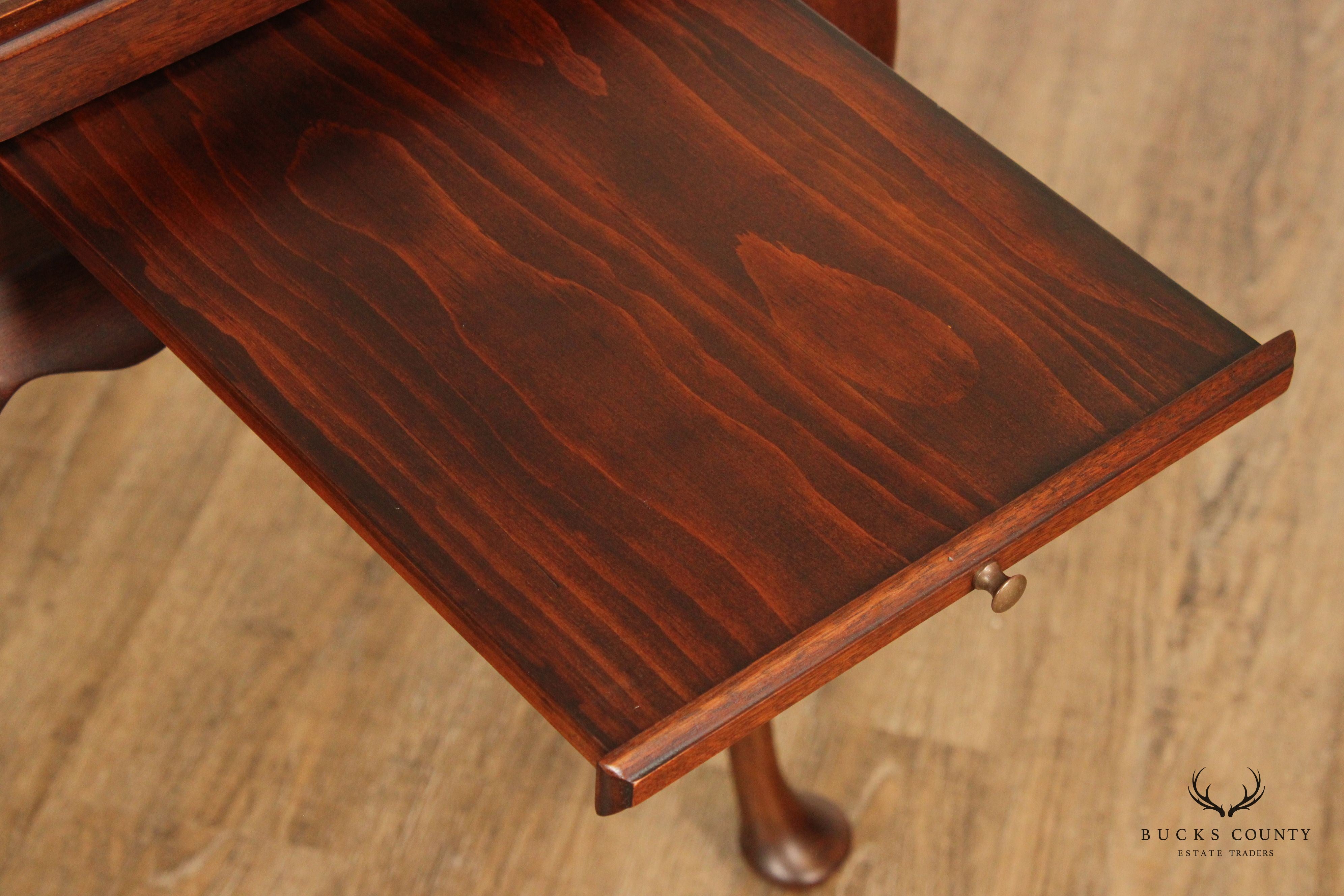 Henkel Harris Queen Anne Style Mahogany Side Table