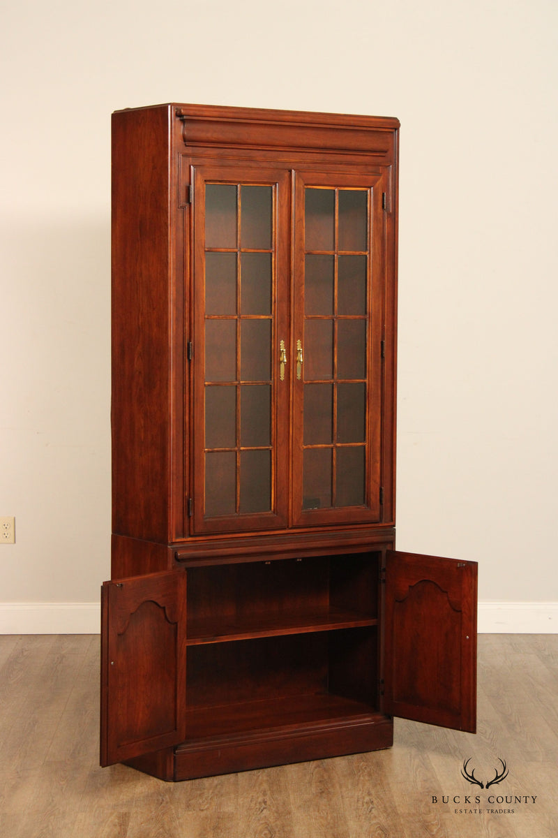 Harden Chippendale Style Pair Cherry Illuminated Display Bookcase Cabinets