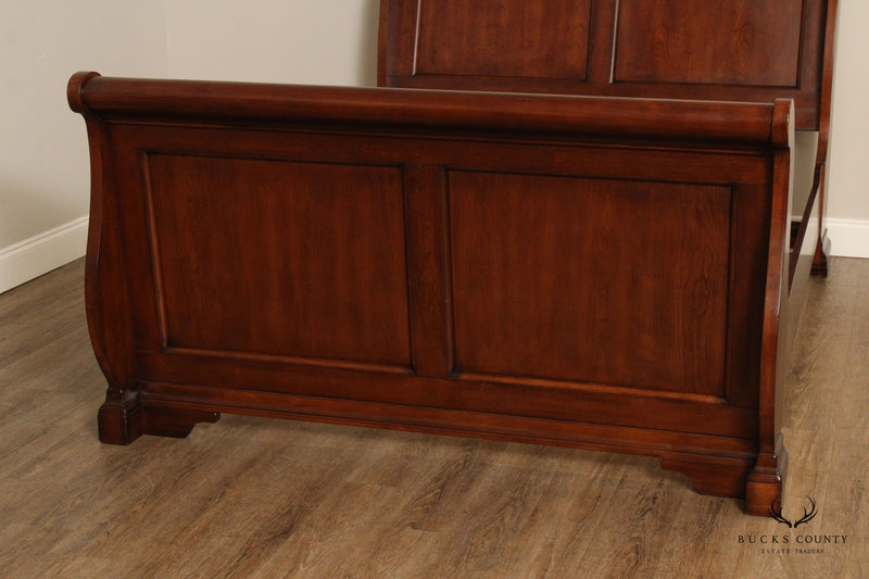 Traditional Style Queen Cherry Sleigh Bed