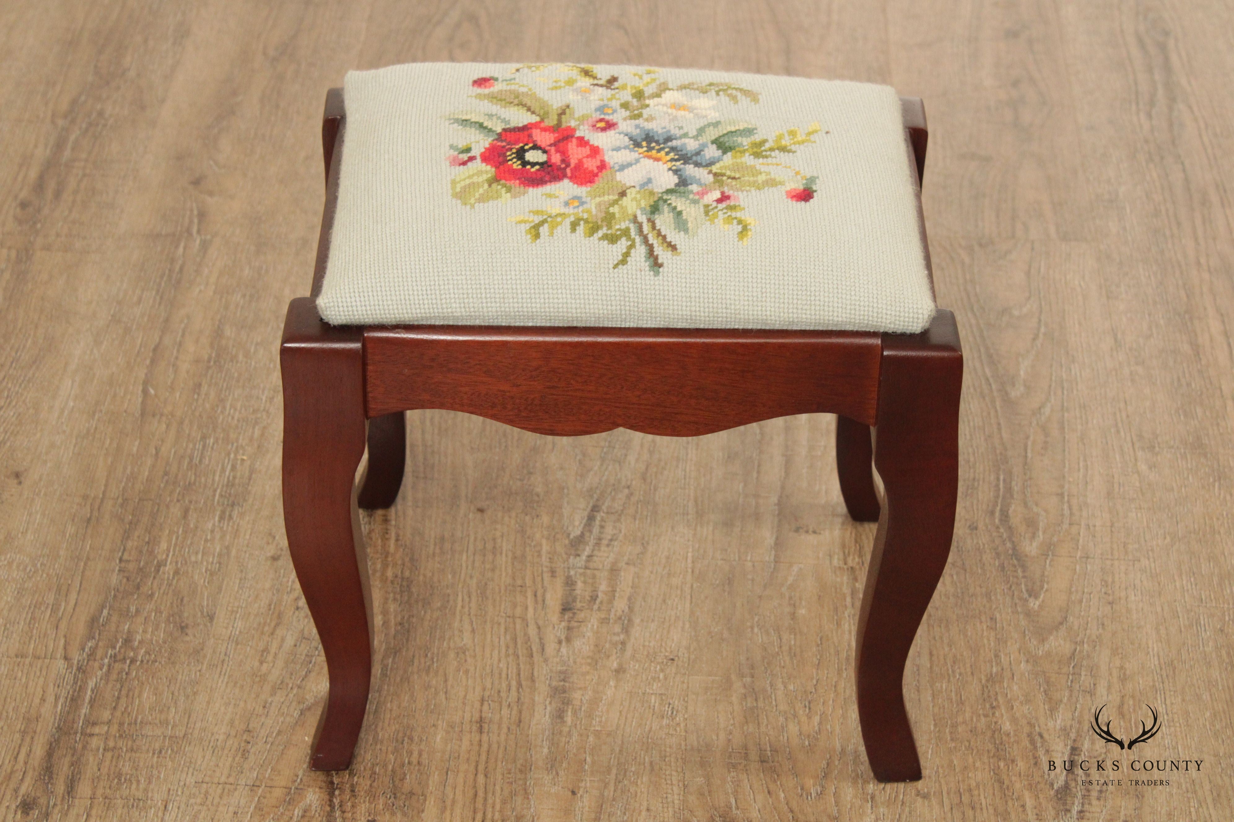 Freeman & Co. Queen Anne Style Mahogany Foot Stool