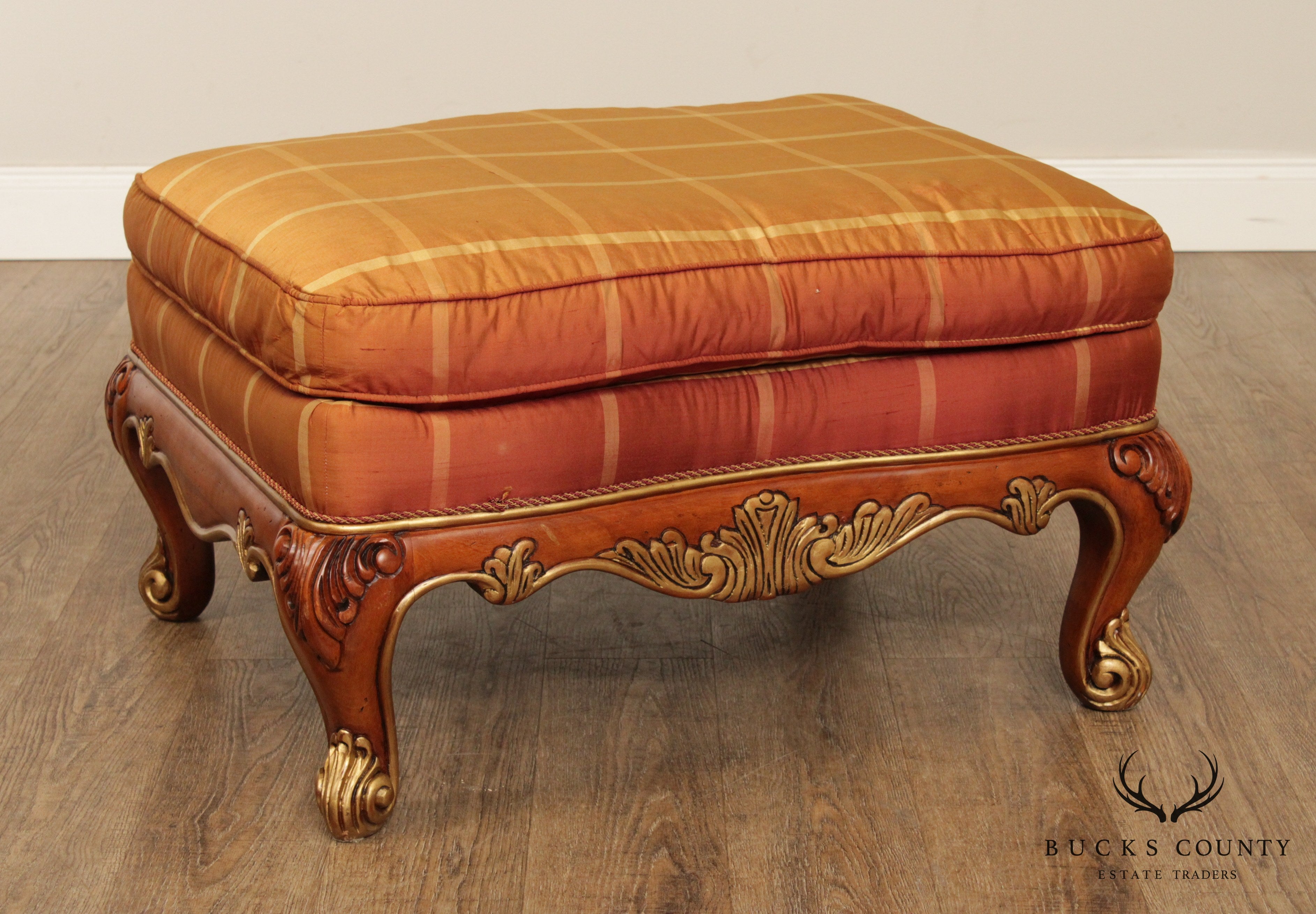 Henredon French Louis XV Style Carved Pair Partial Gilt Ottomans