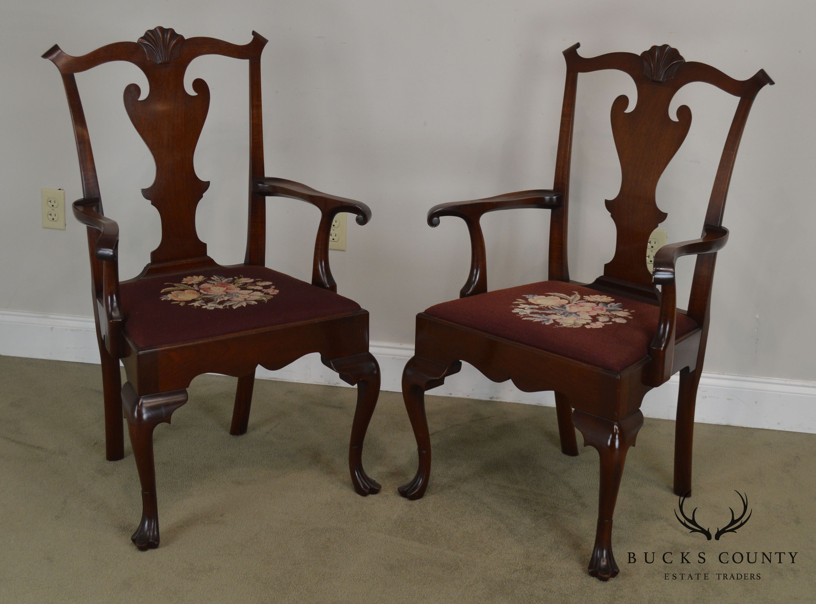 Philadelphia Chippendale Style Custom Quality Pair Mahogany Trifed Foot Armchairs