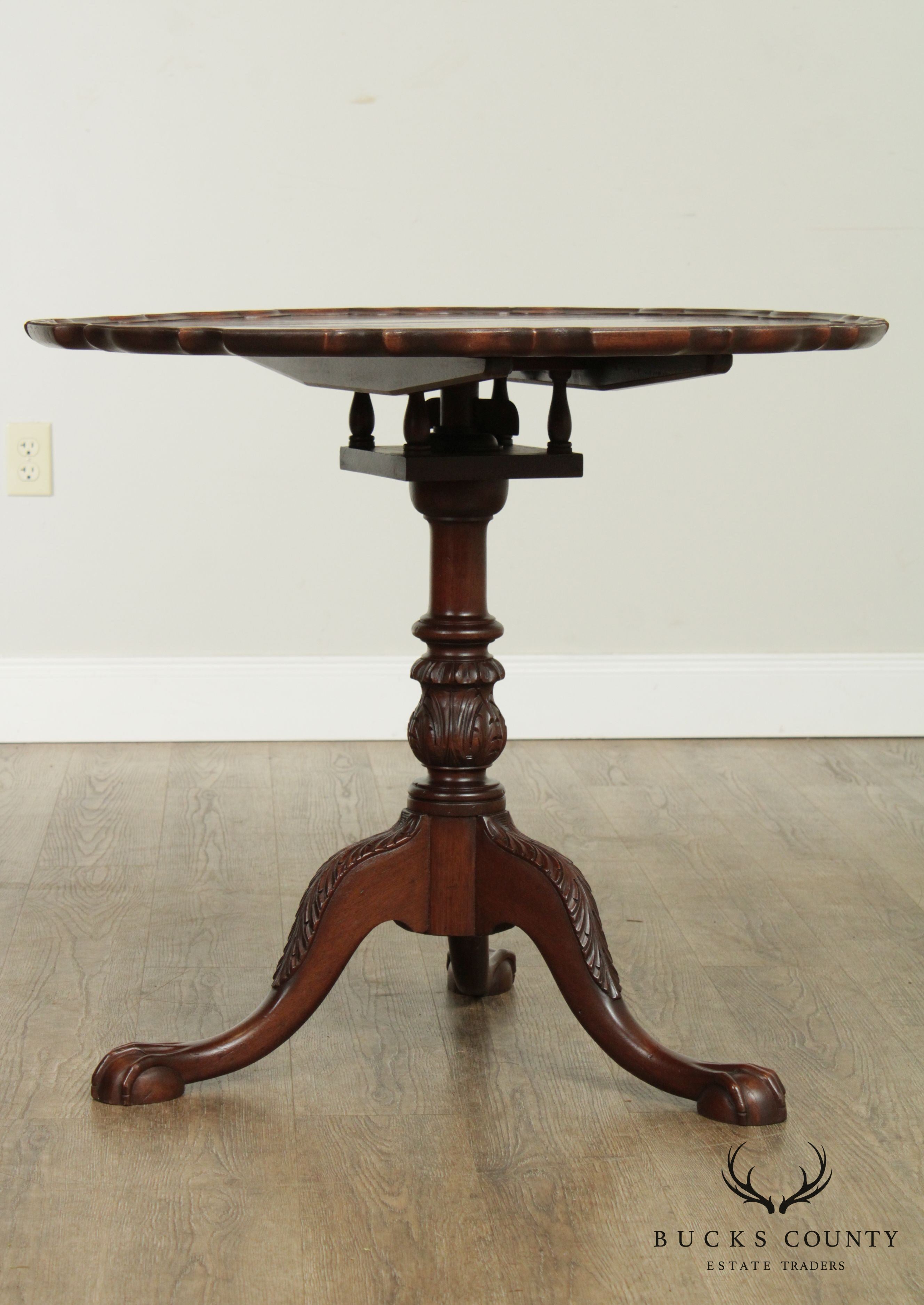 Chippendale Style Vintage Custom Mahogany Tilt Top Pie Crust Table