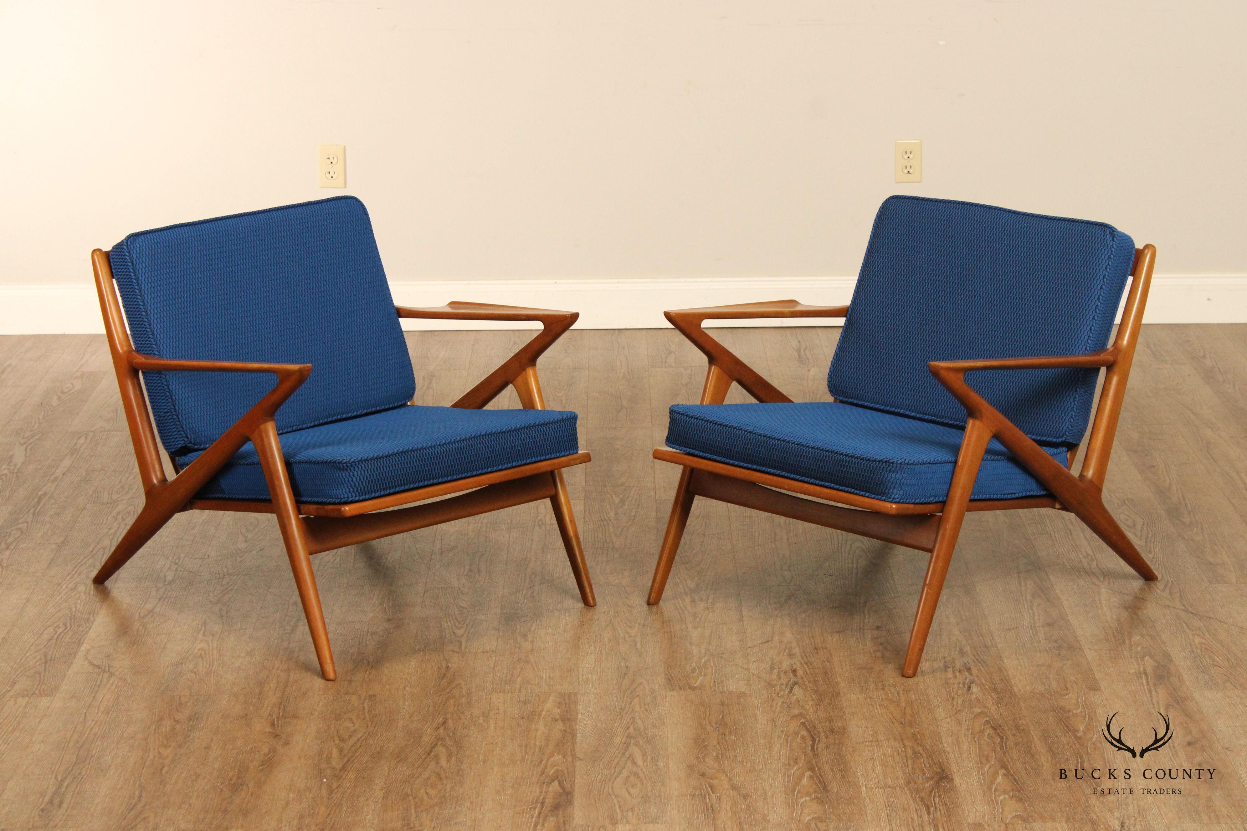 Poul Jensen for Selig Danish Modern Pair of 'Z' Lounge Chairs