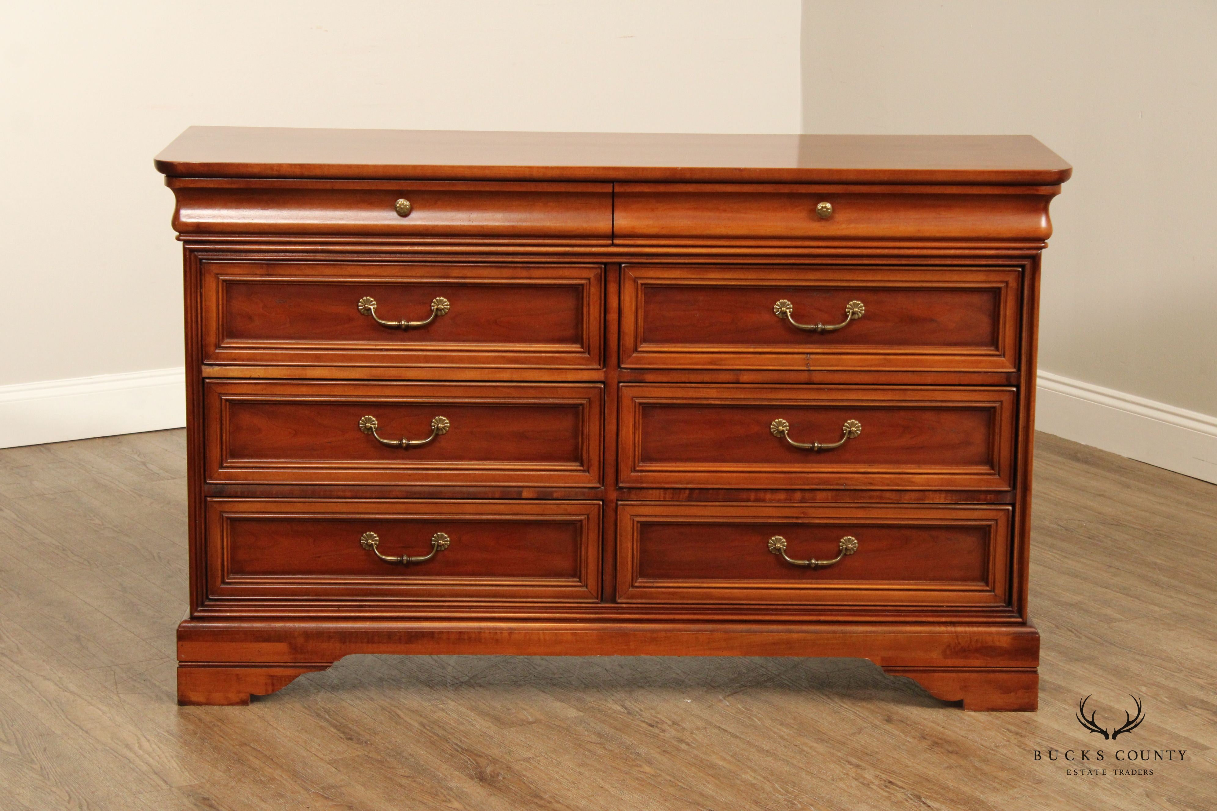 Lexington 'Chez Michelle' Louis Philippe Style Cherry Dresser