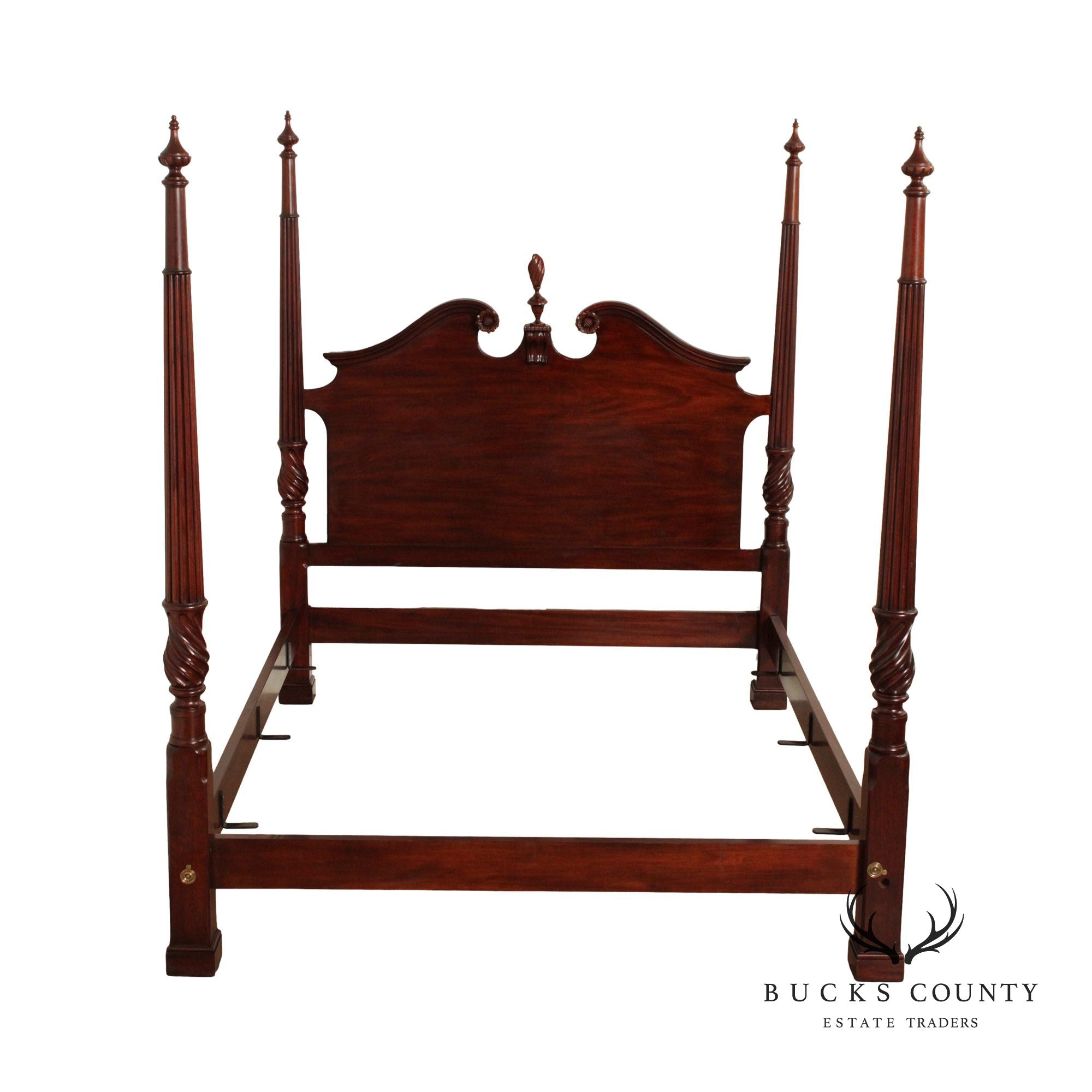 Henkel Harris Chippendale Style Queen Size Mahogany Poster Bed Frame