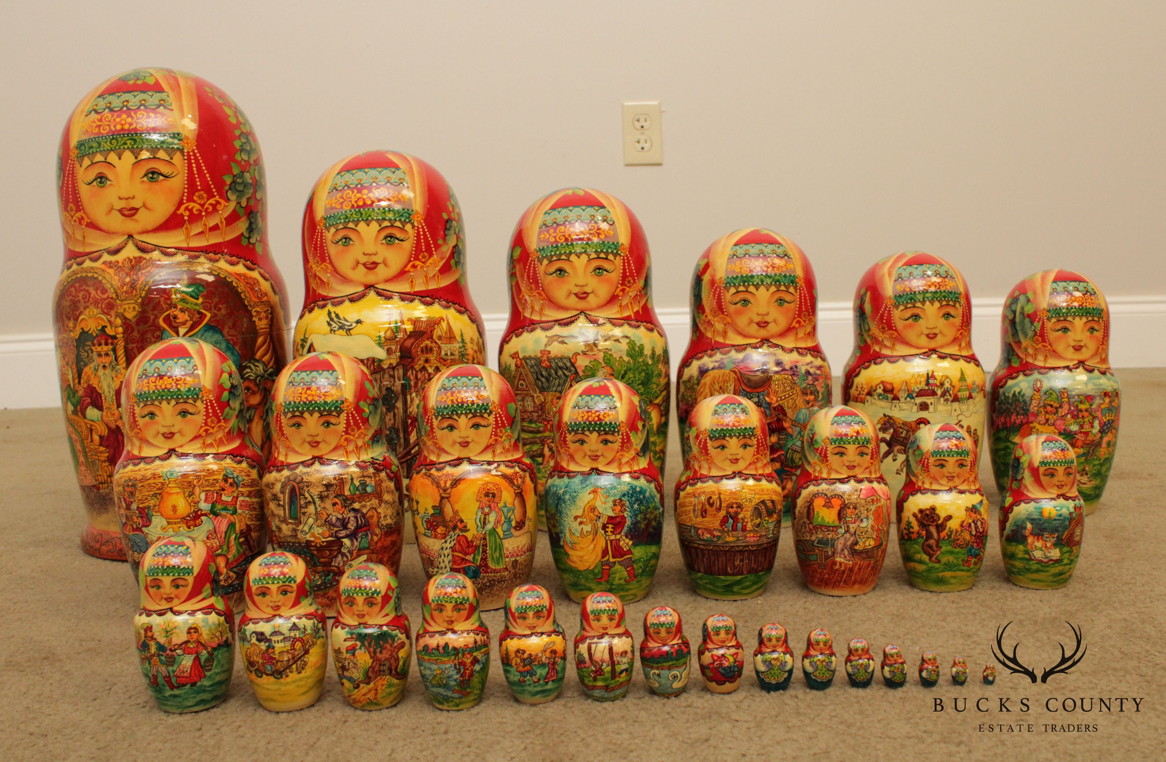 Russian Nesting Dolls 29 Pieces Artist Signed