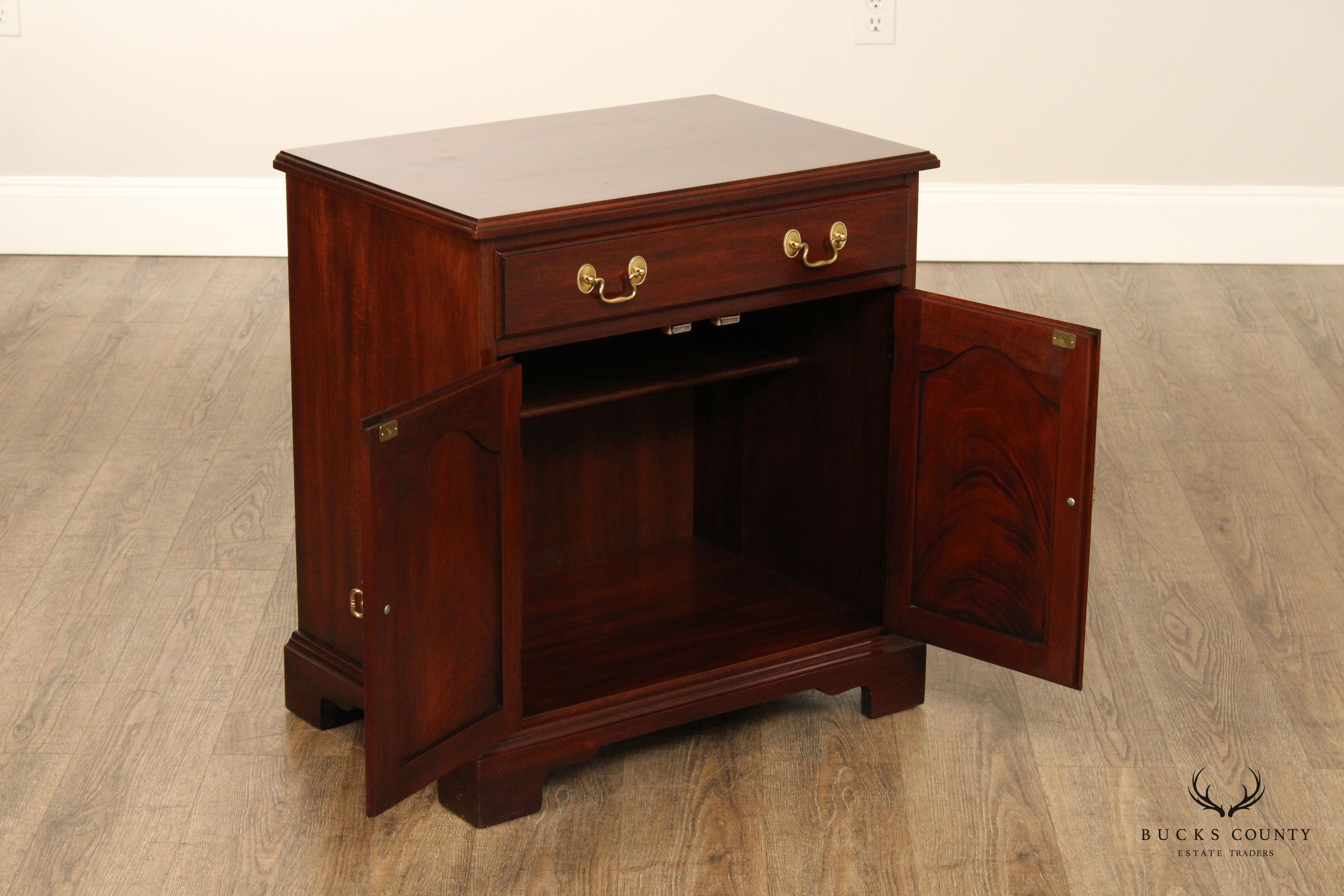 Henkel Harris Chippendale Style Pair of Mahogany Nightstands