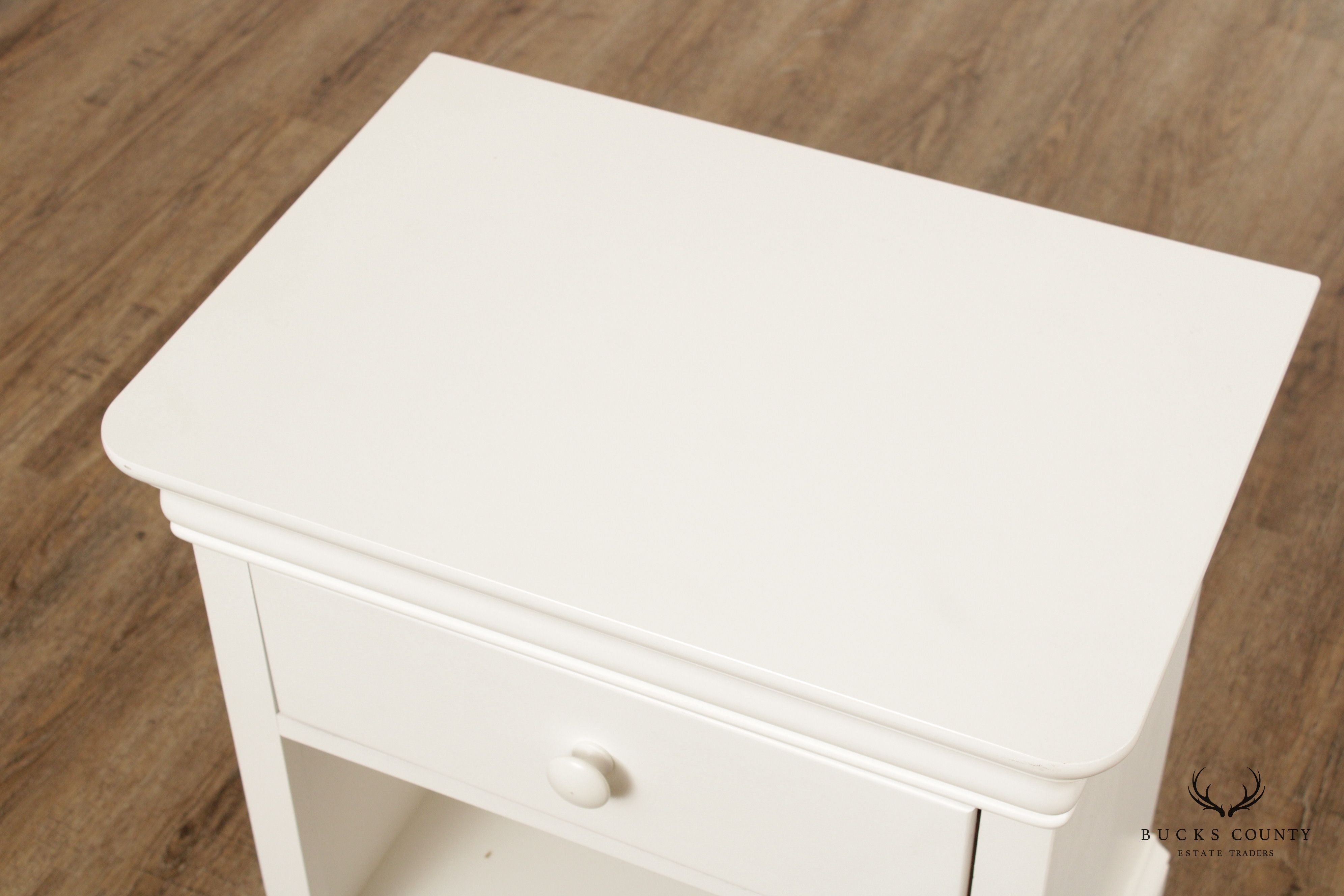 Stanley Furniture Traditional Style White Single Drawer Nightstand