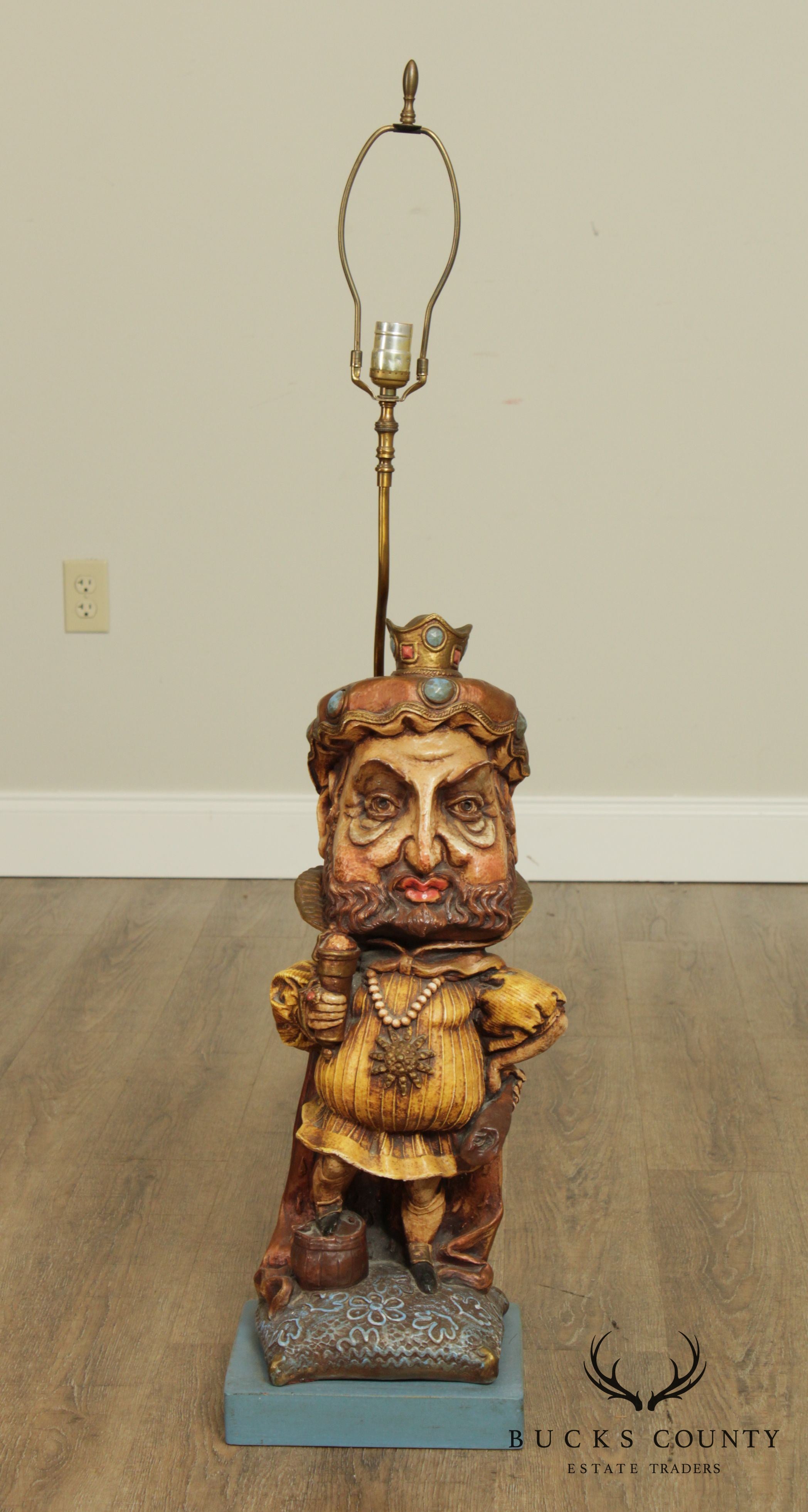 1960's Mid Century Modern Chalkware King Character Lamp