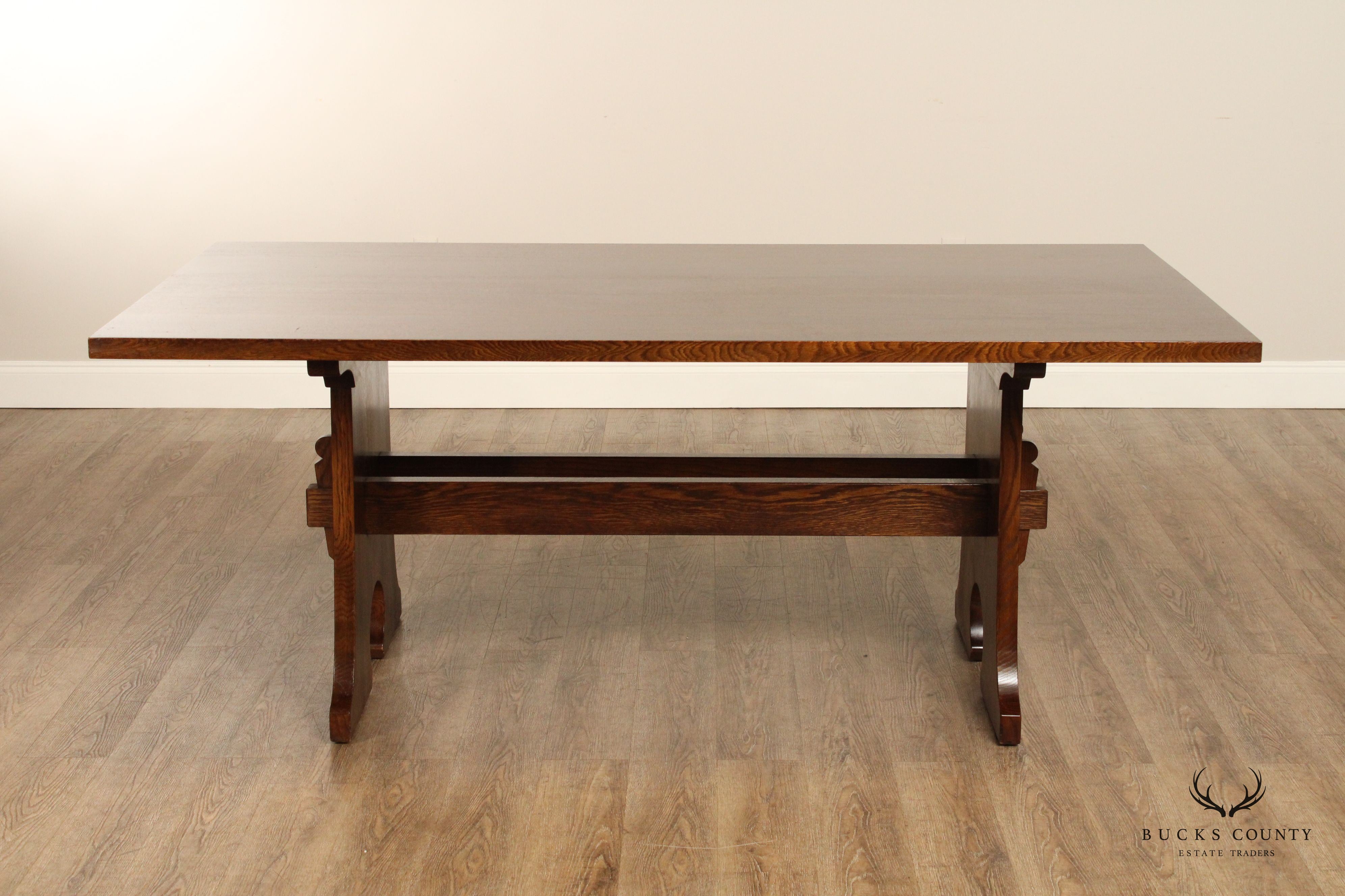 Stickley Mission Collection Oak Expandable Keyhole Trestle Table