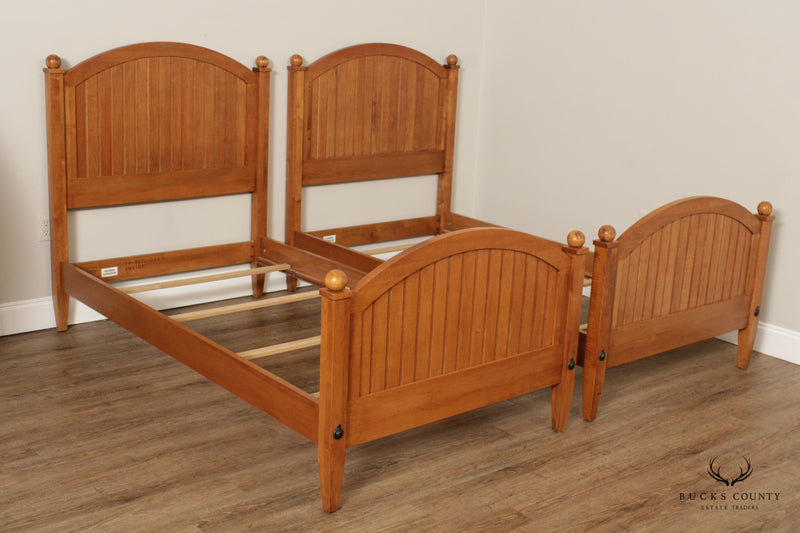 Ethan Allen 'Country Colors' Pair of Maple Twin Beds