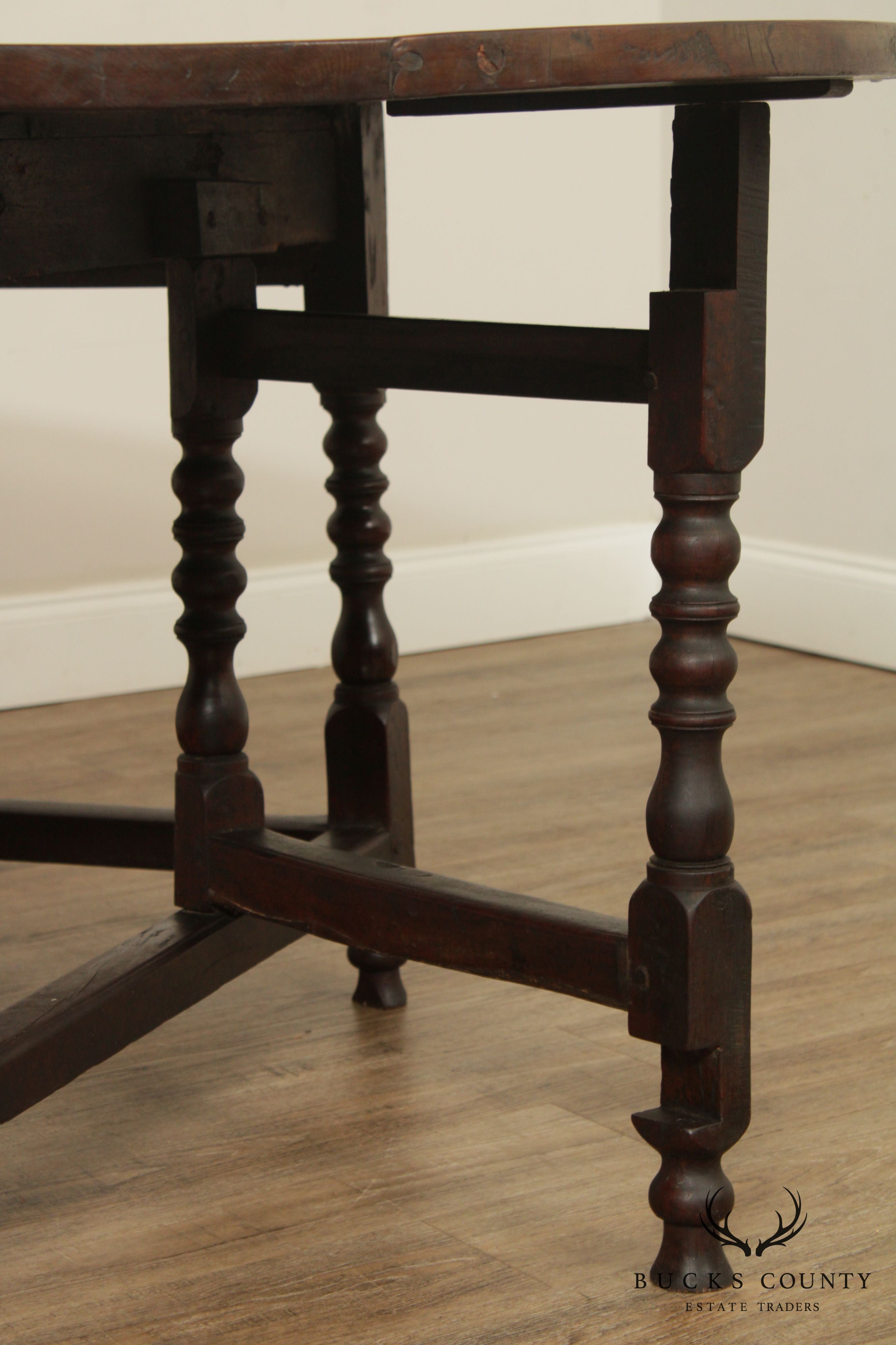 Antique 18th Century English Walnut Drop Leaf Table