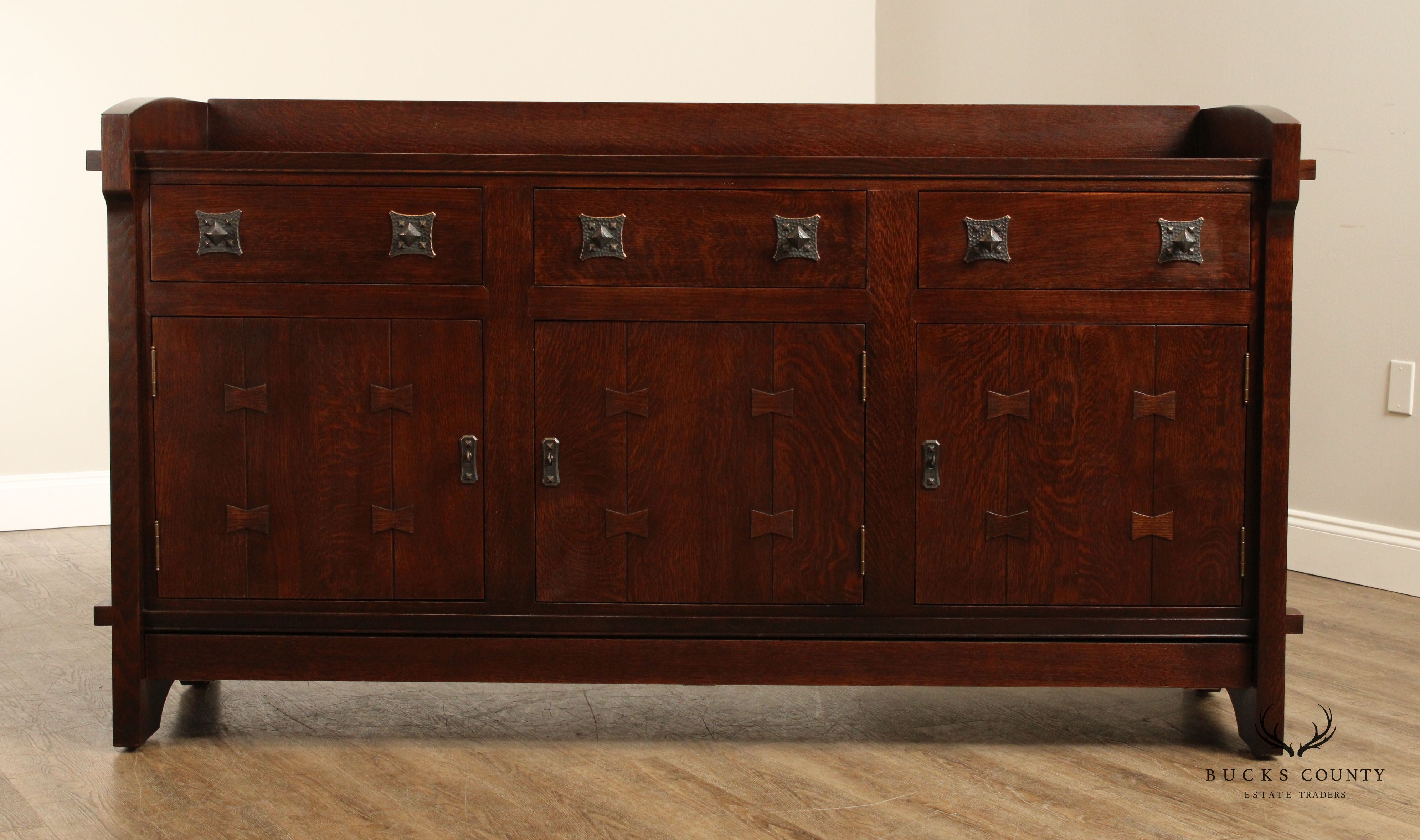 Stickley Mission Collection Oak TV Sideboard, Model 89-1901