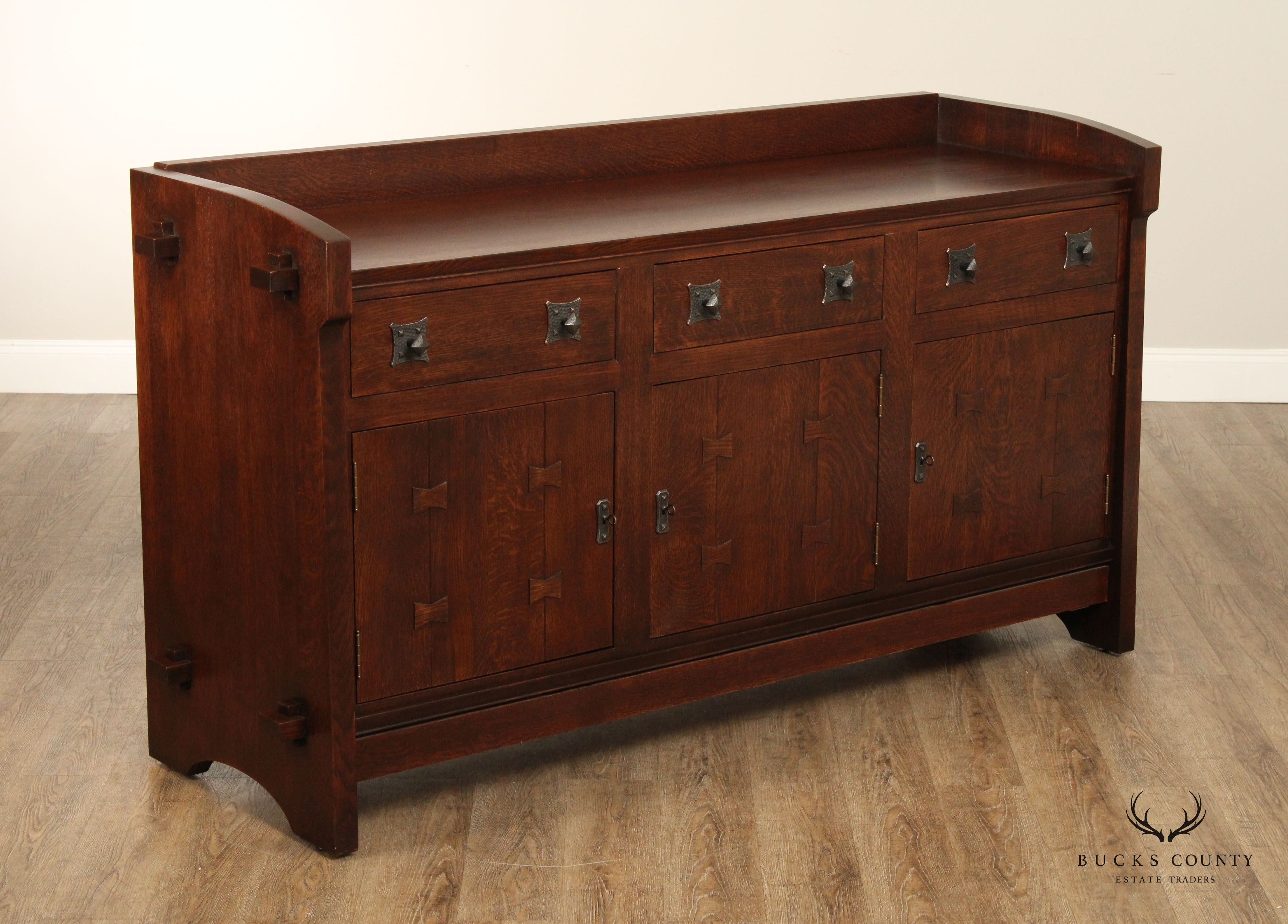 Stickley Mission Collection Oak TV Sideboard, Model 89-1901